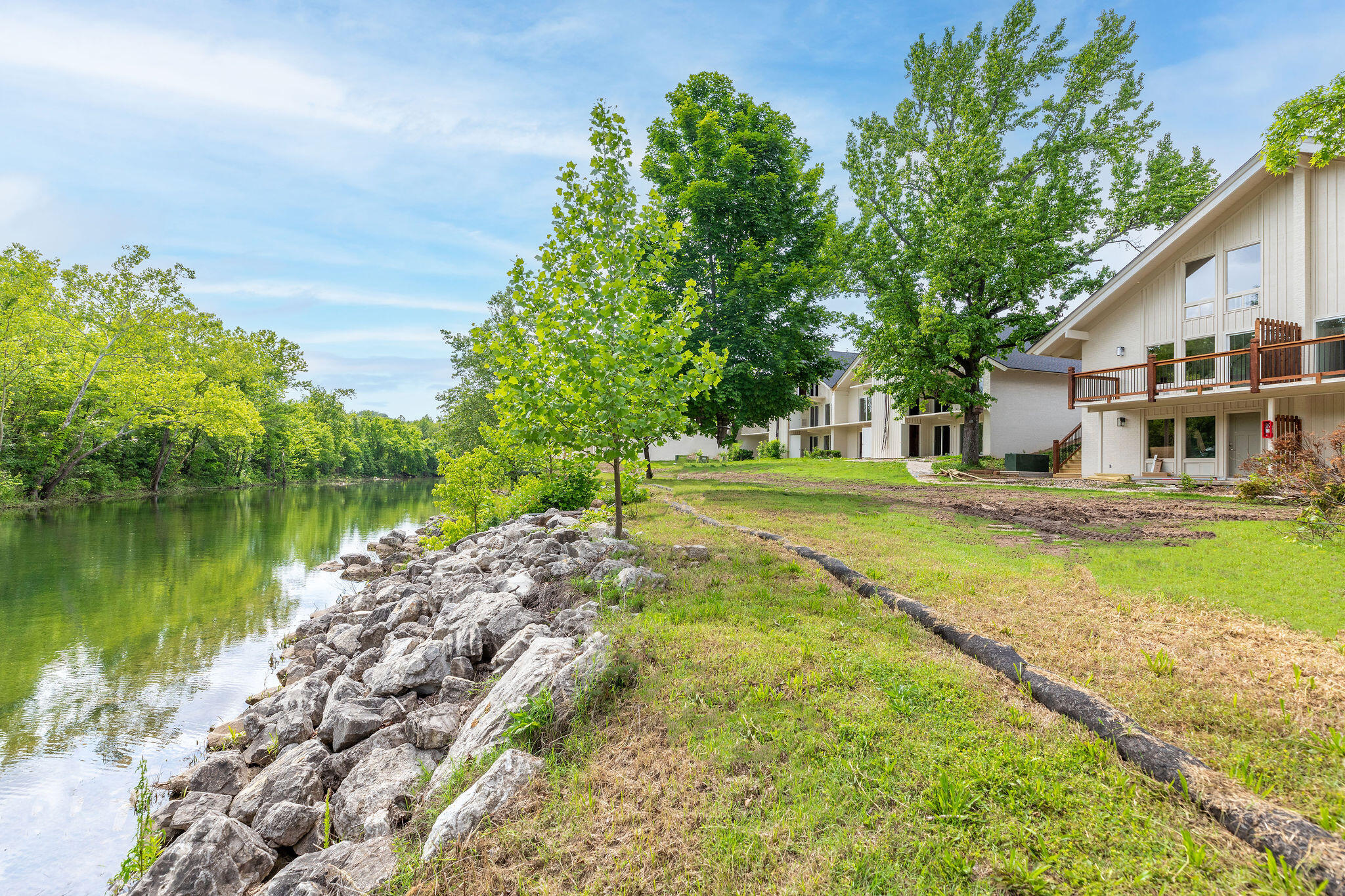 403 Veterans Boulevard Property Photo 5