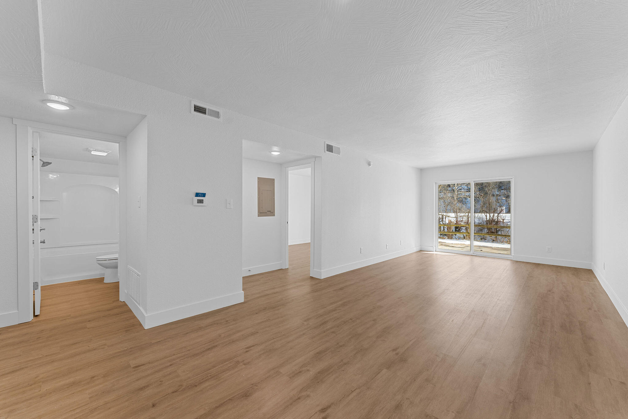 403 Veterans Boulevard Property Photo 7