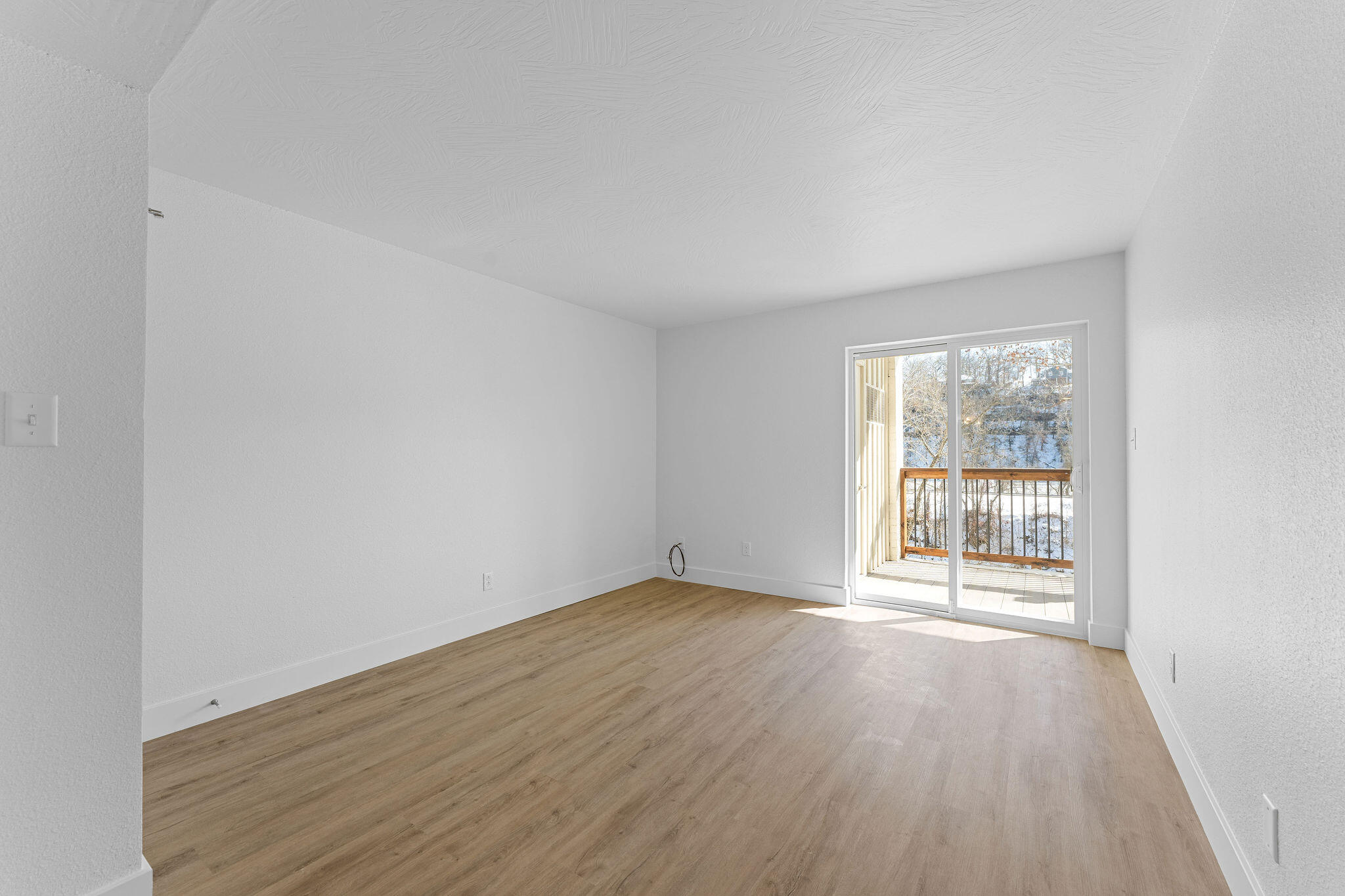 403 Veterans Boulevard Property Photo 10