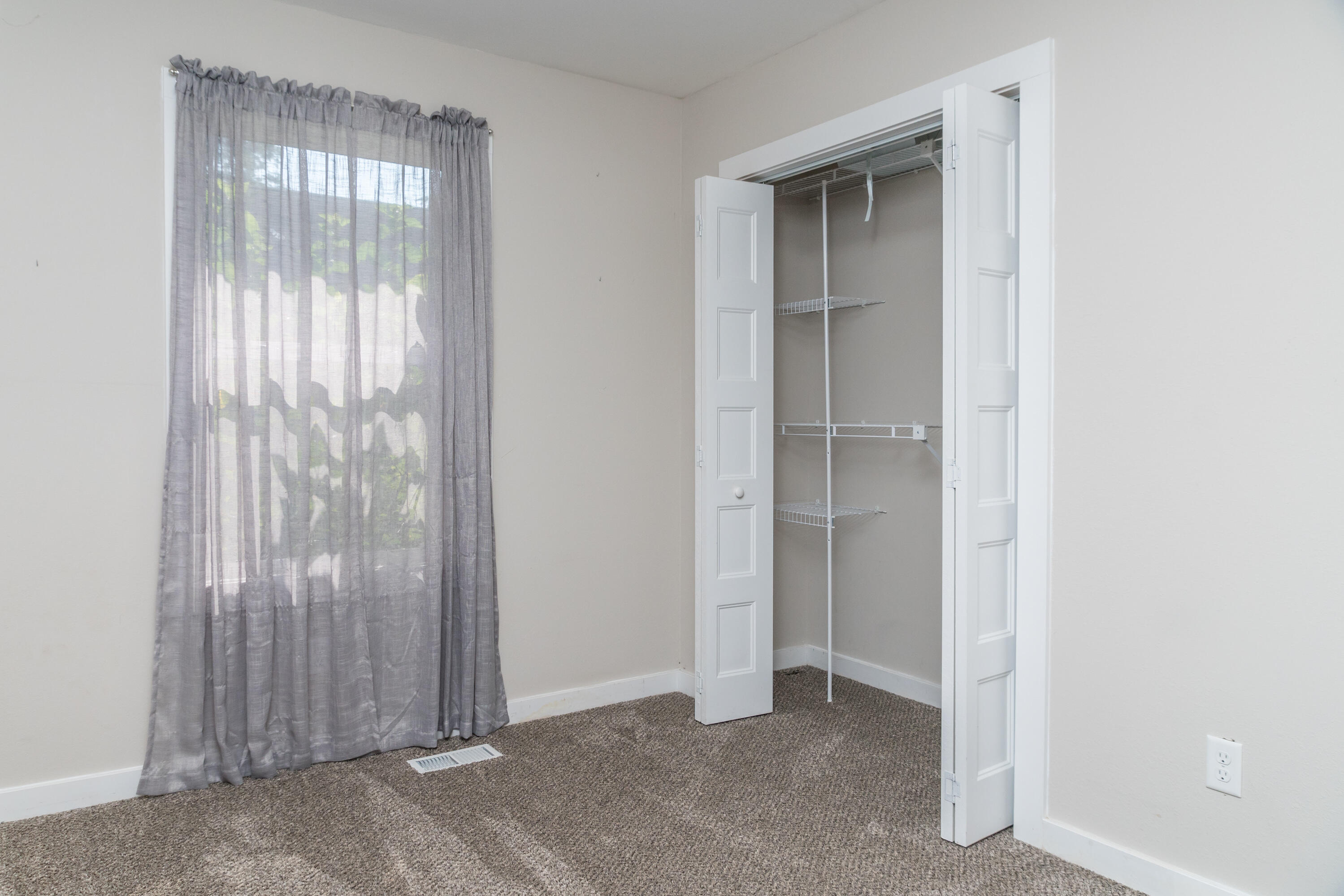 2226 West Mount Vernon Street Property Photo 15