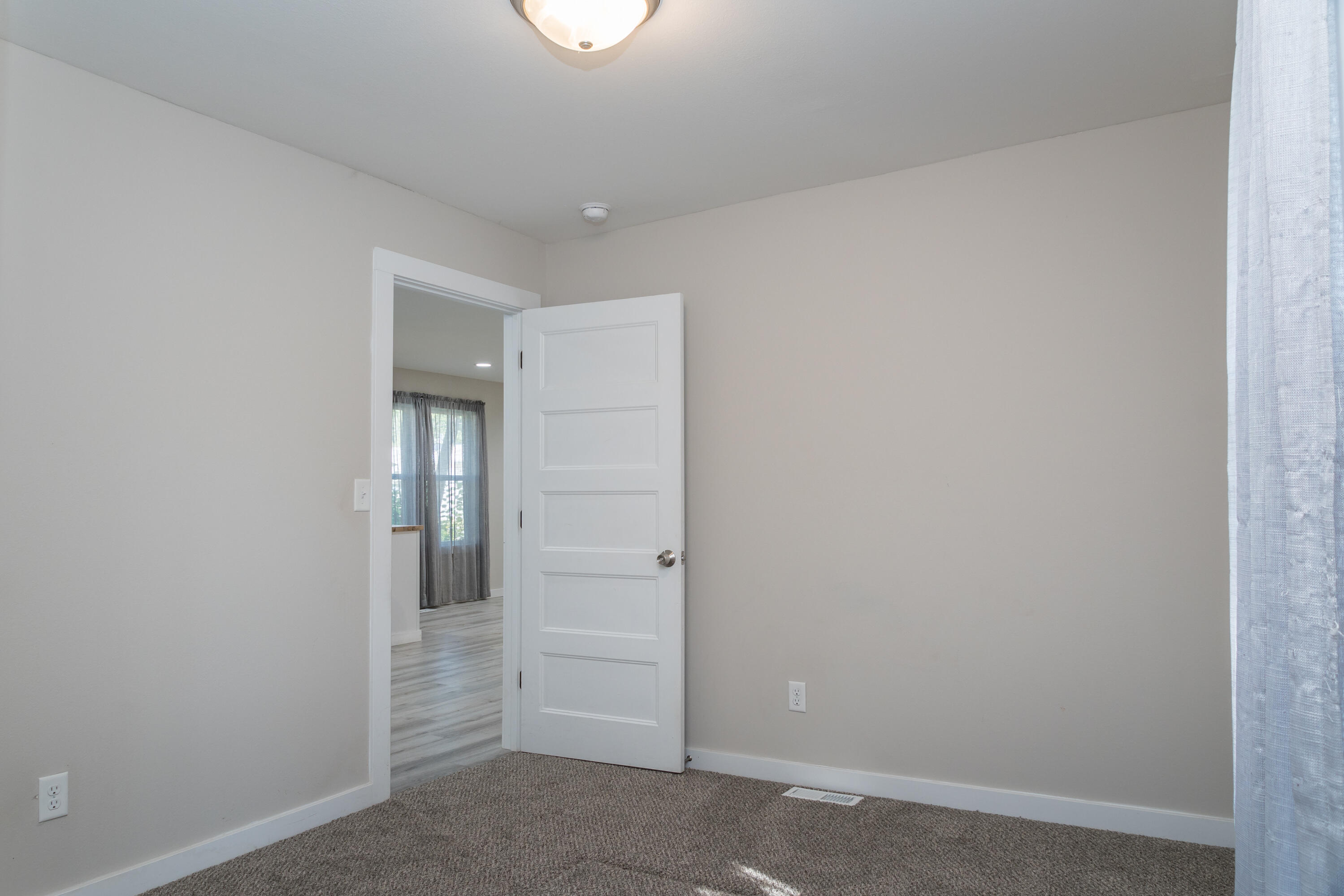 2226 West Mount Vernon Street Property Photo 18