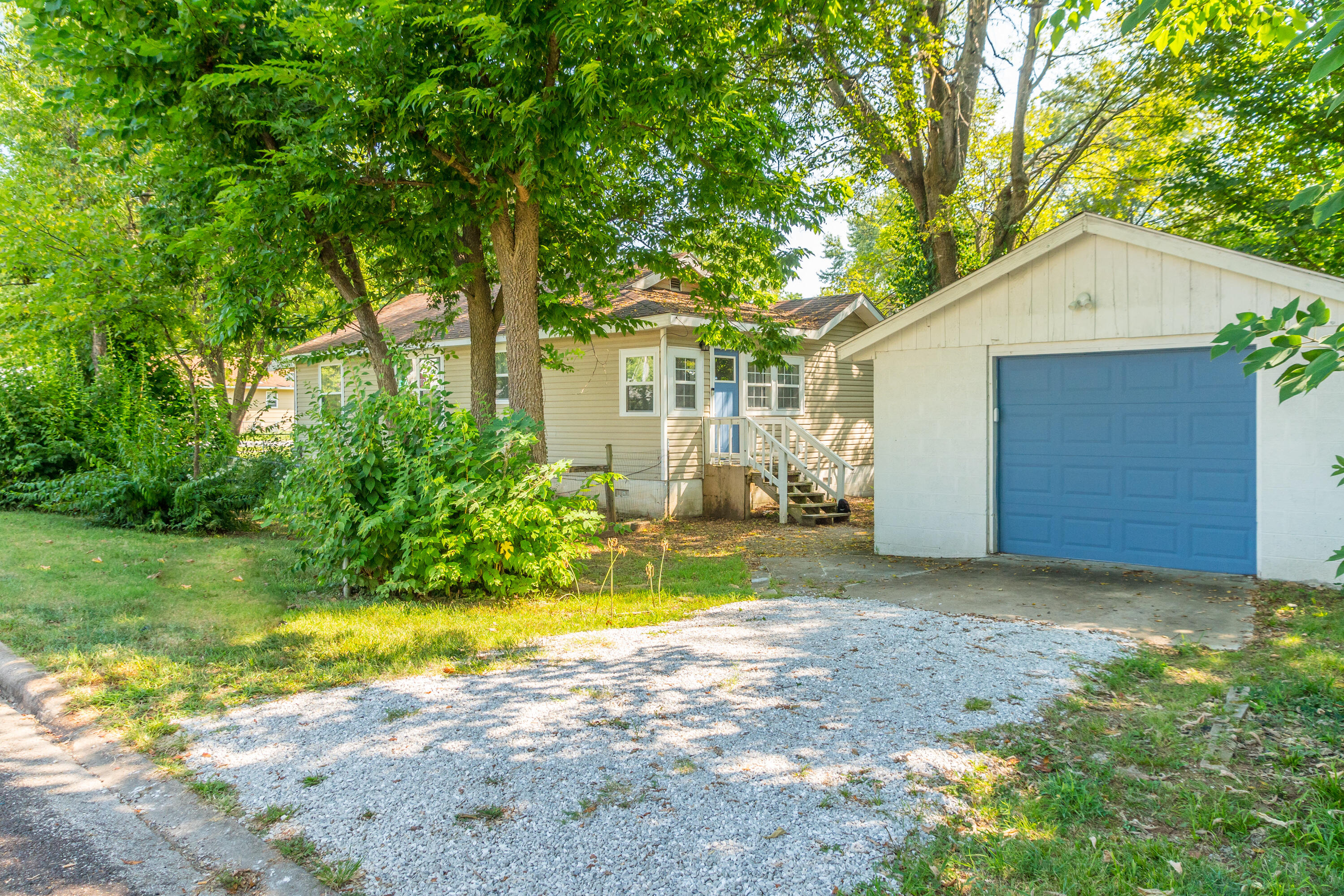 2226 West Mount Vernon Street Property Photo 25