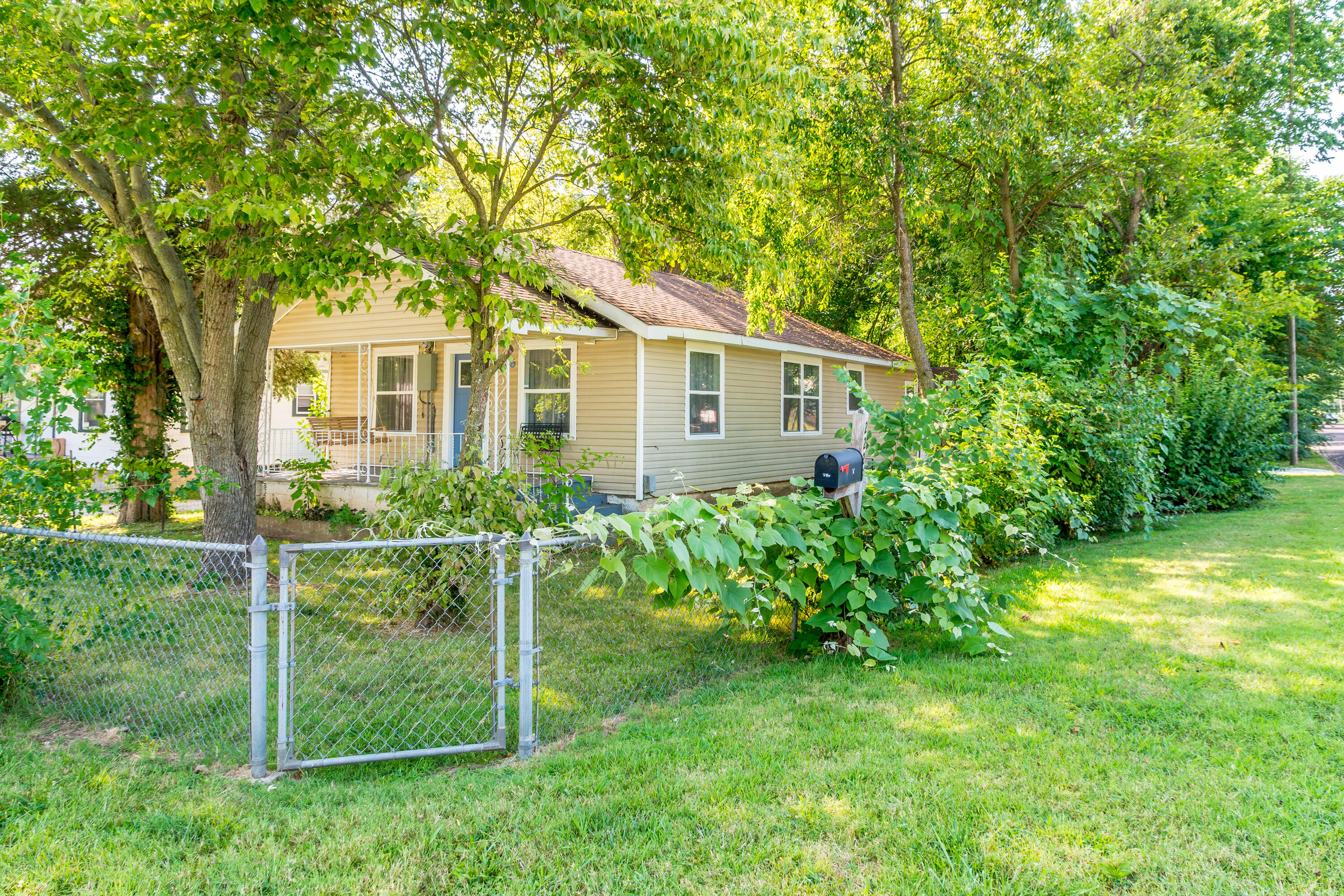 2226 West Mount Vernon Street Property Photo 26
