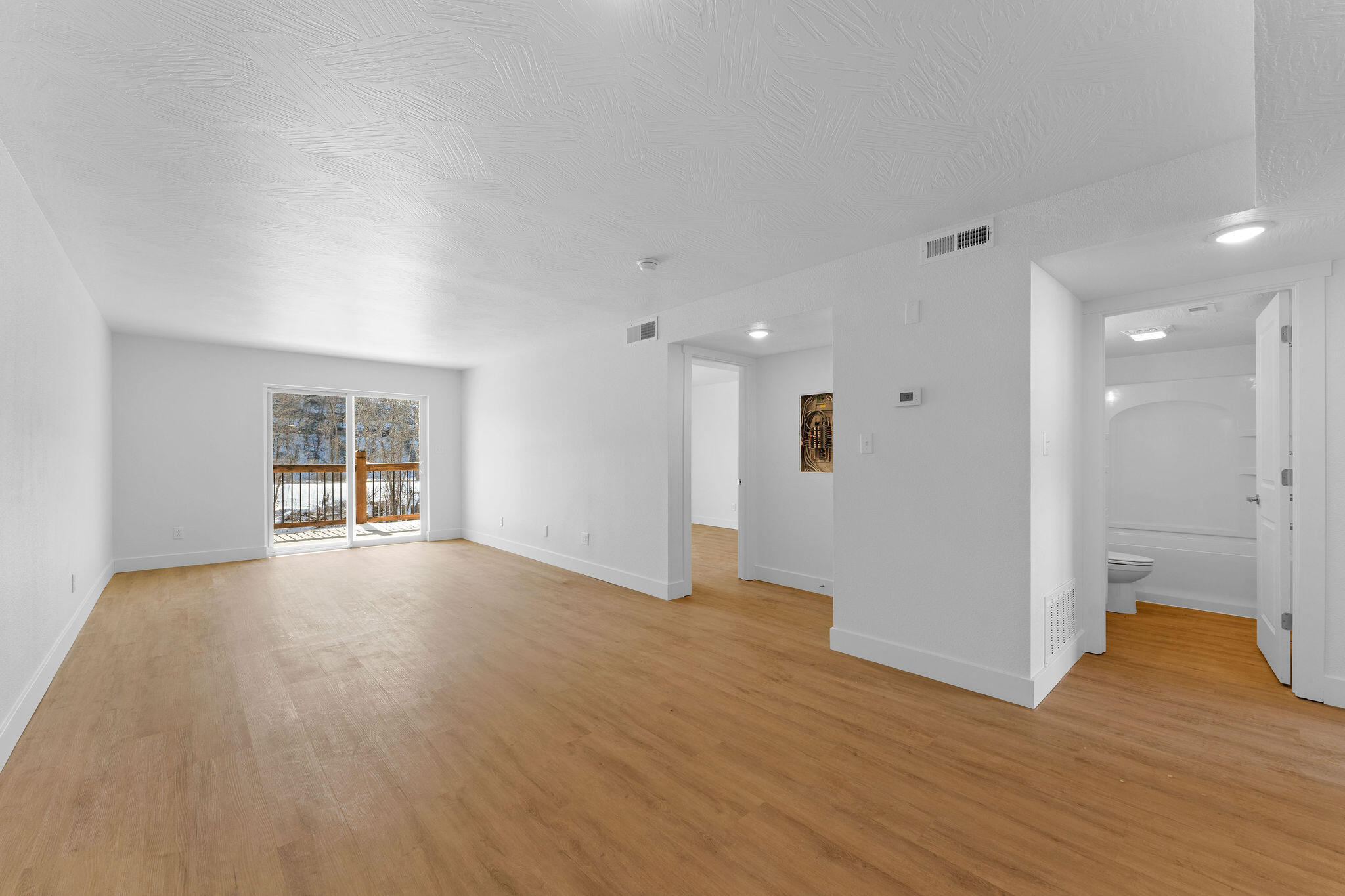 403 Veterans Boulevard Property Photo 8