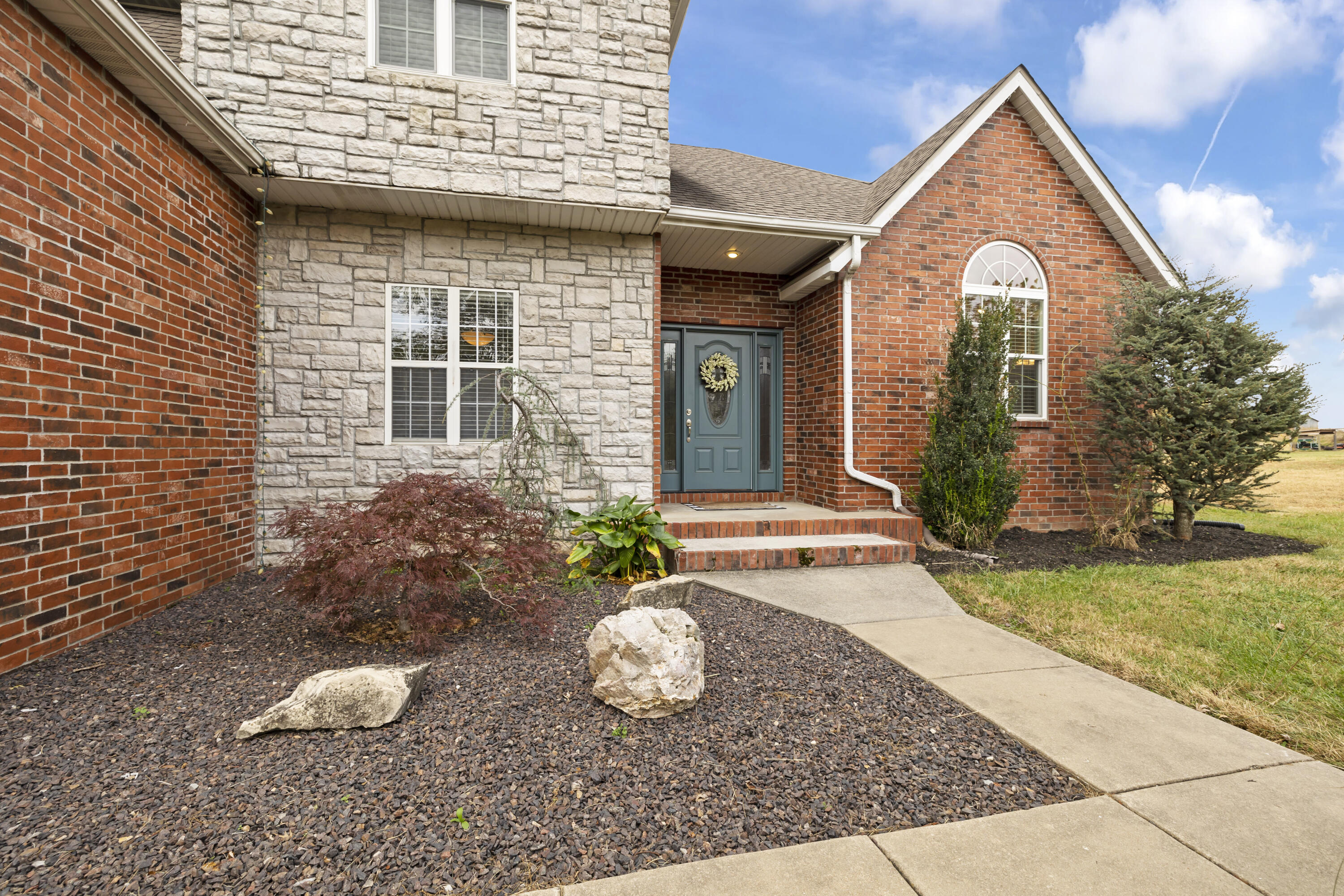 1317 West Gooch Road Property Photo 4