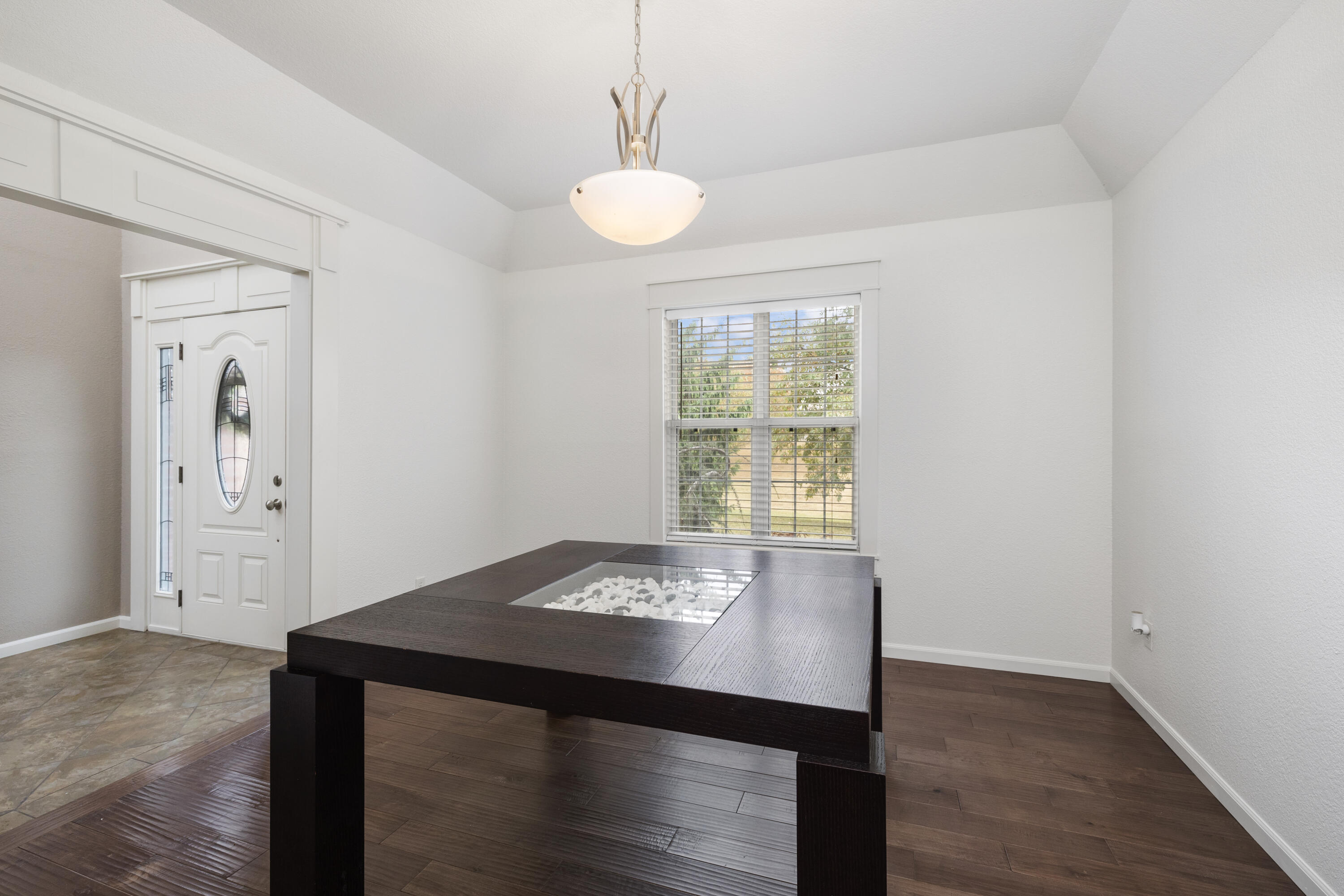 1317 West Gooch Road Property Photo 9