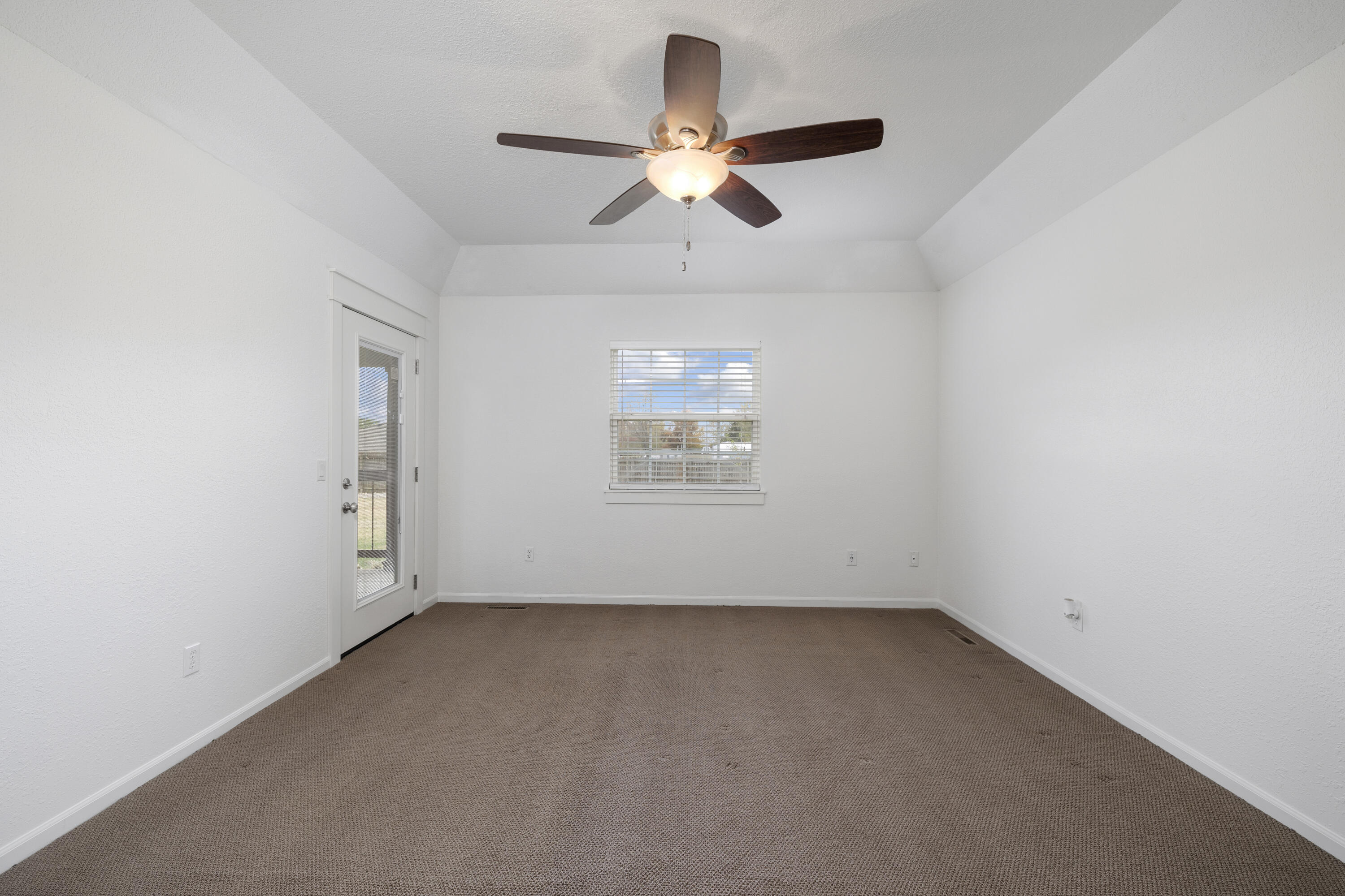 1317 West Gooch Road Property Photo 27