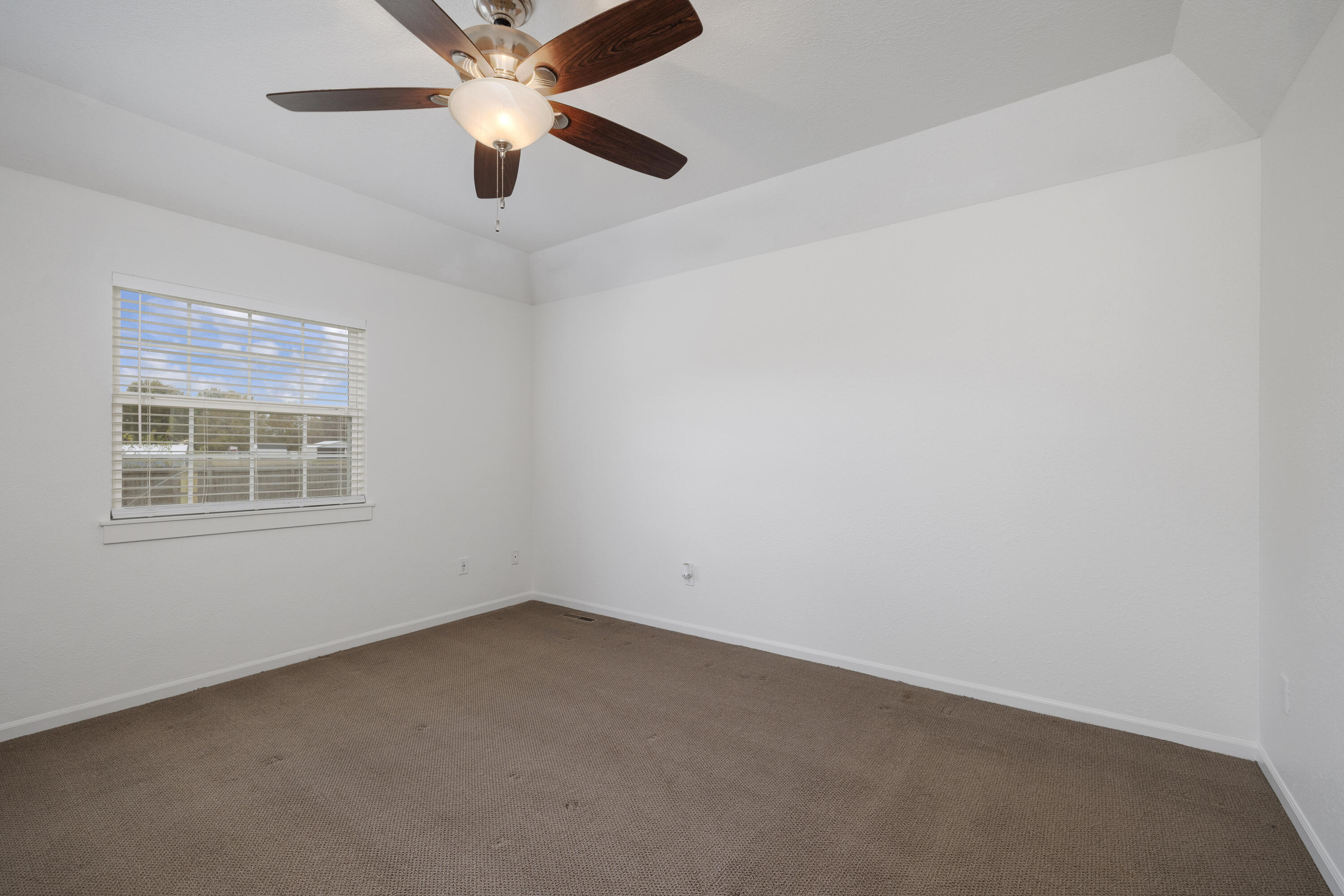 1317 West Gooch Road Property Photo 28