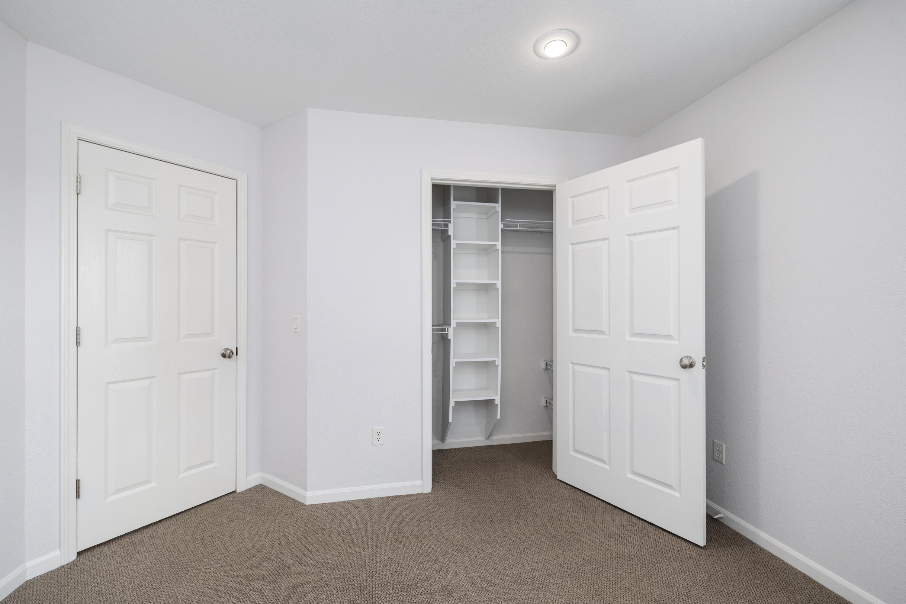 1317 West Gooch Road Property Photo 38