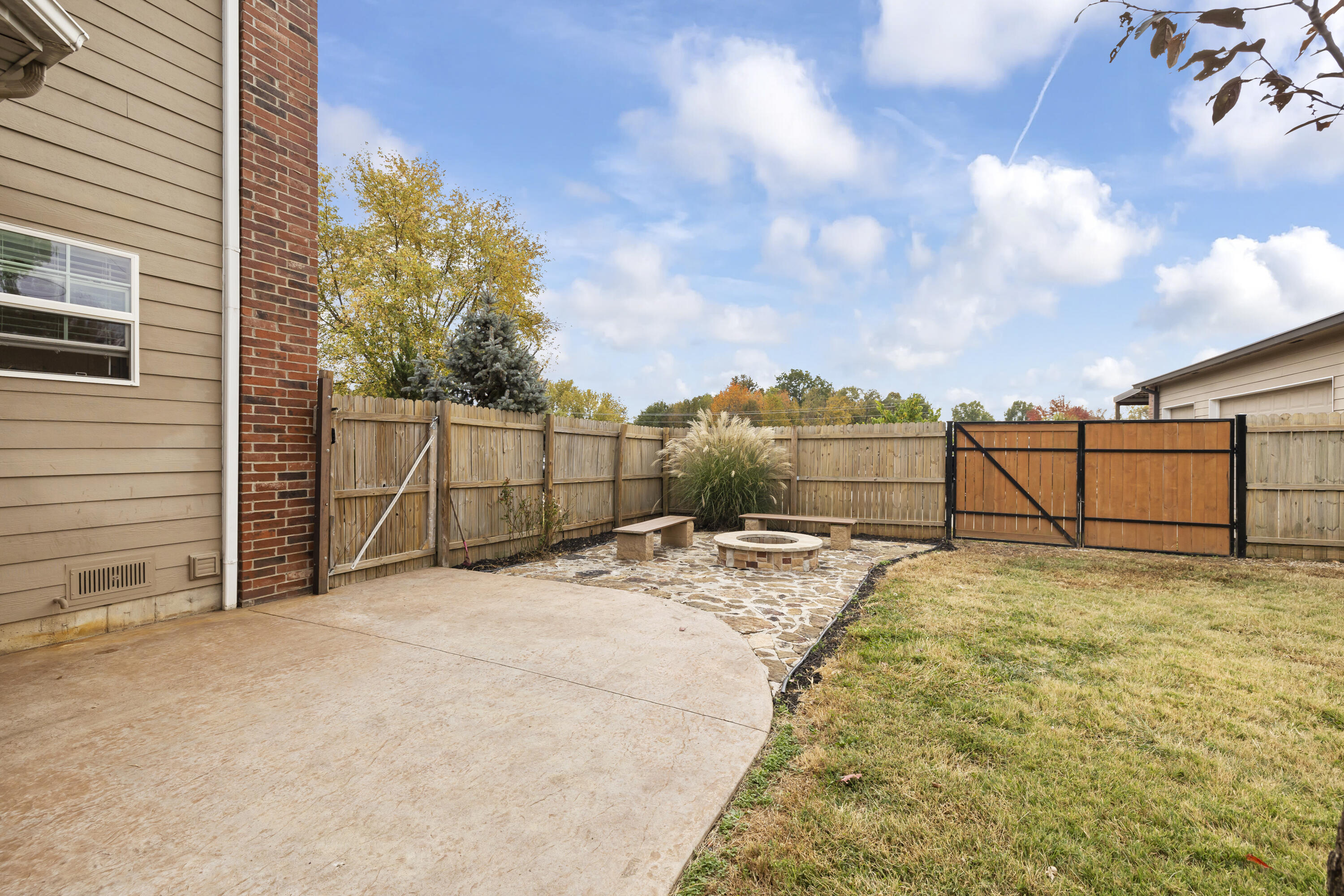 1317 West Gooch Road Property Photo 48