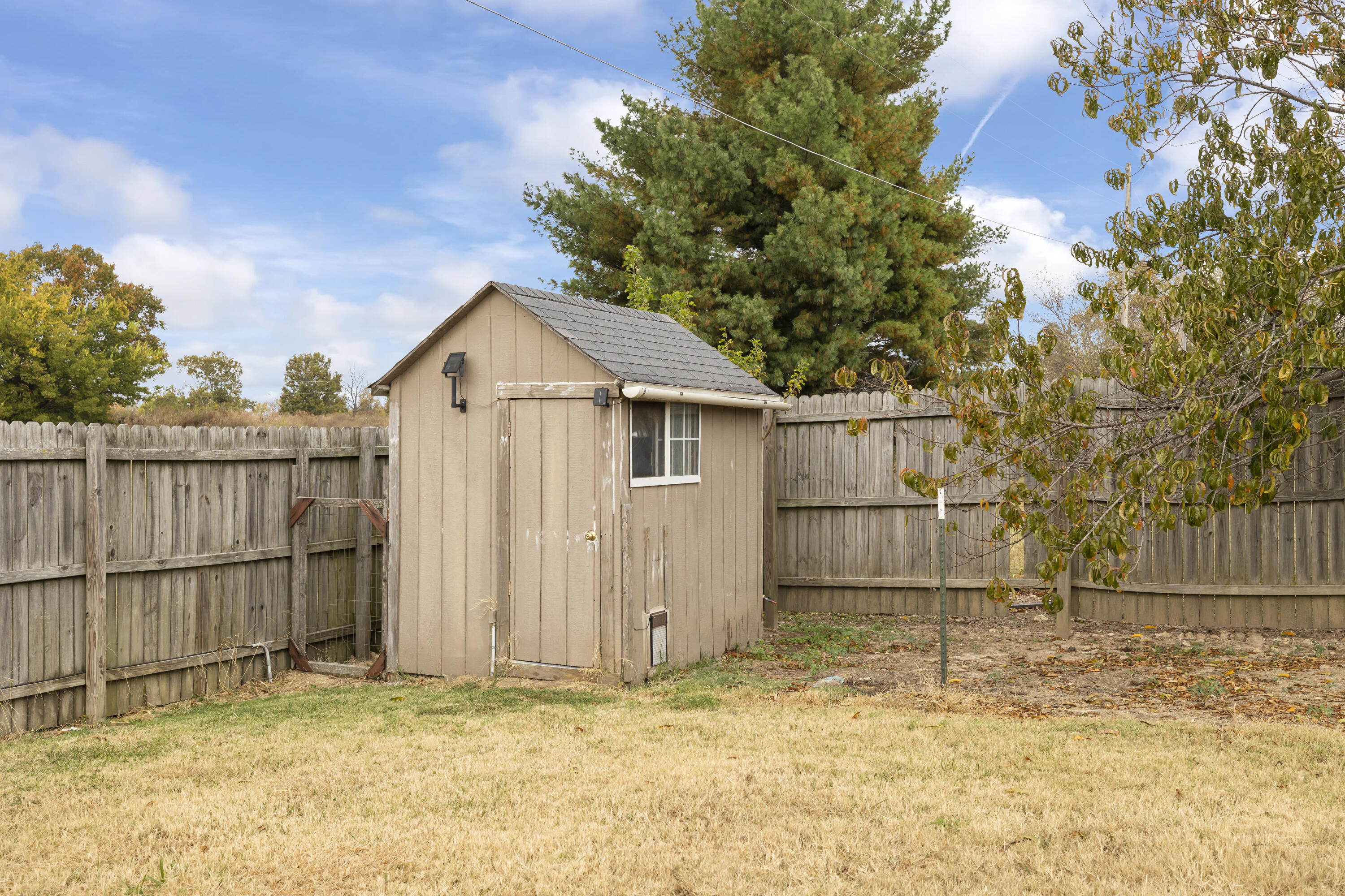 1317 West Gooch Road Property Photo 50