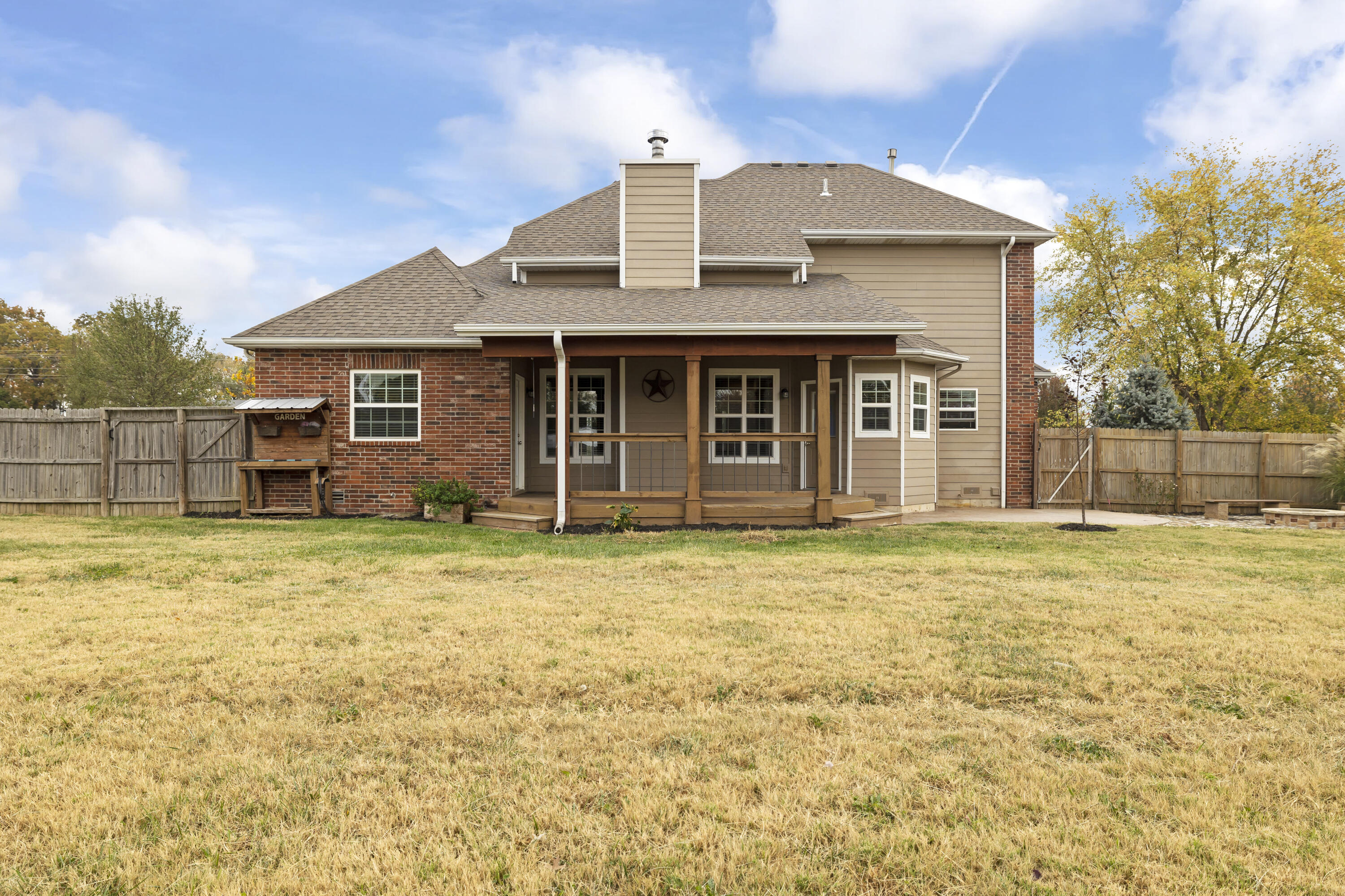 1317 West Gooch Road Property Photo 54
