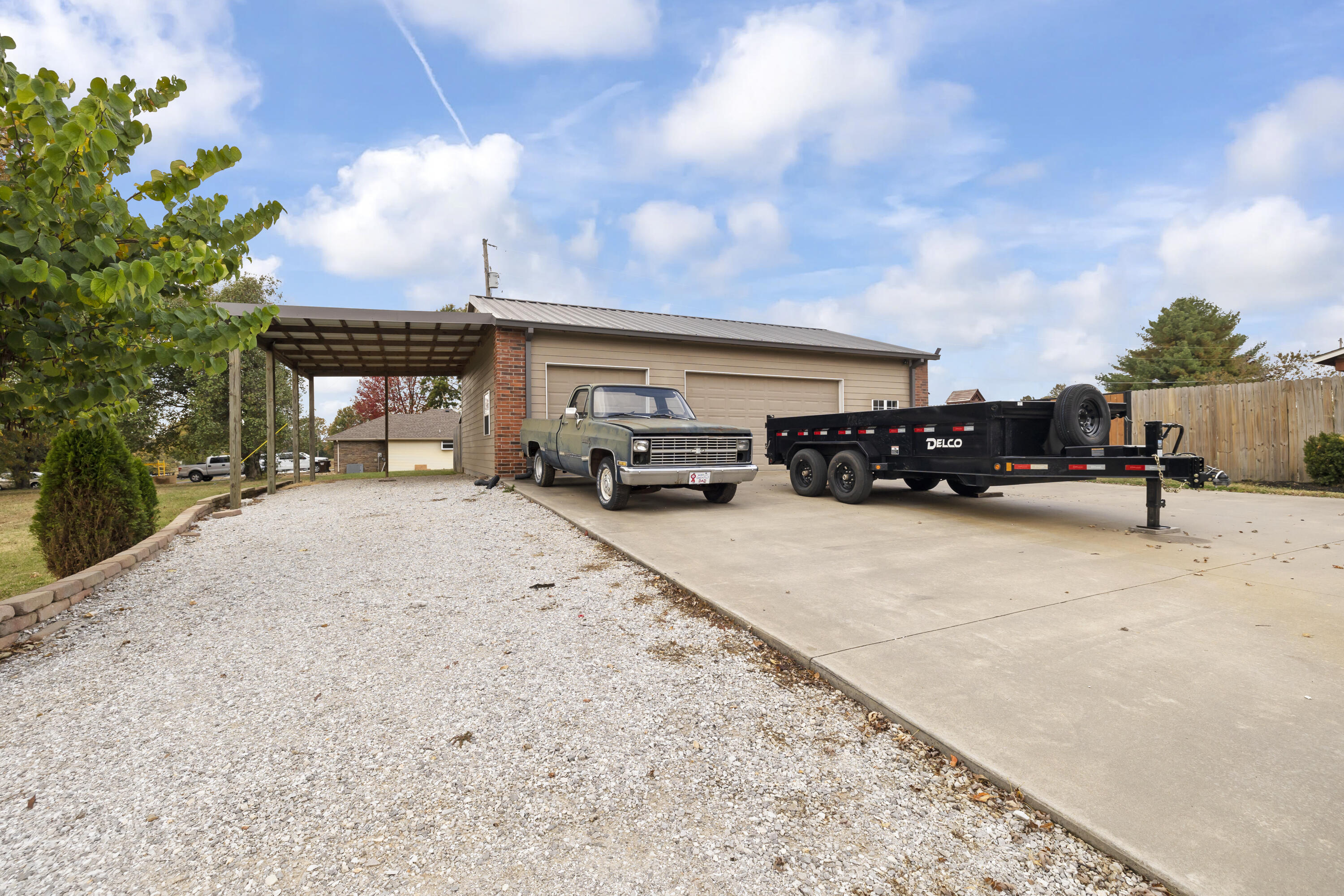 1317 West Gooch Road Property Photo 56