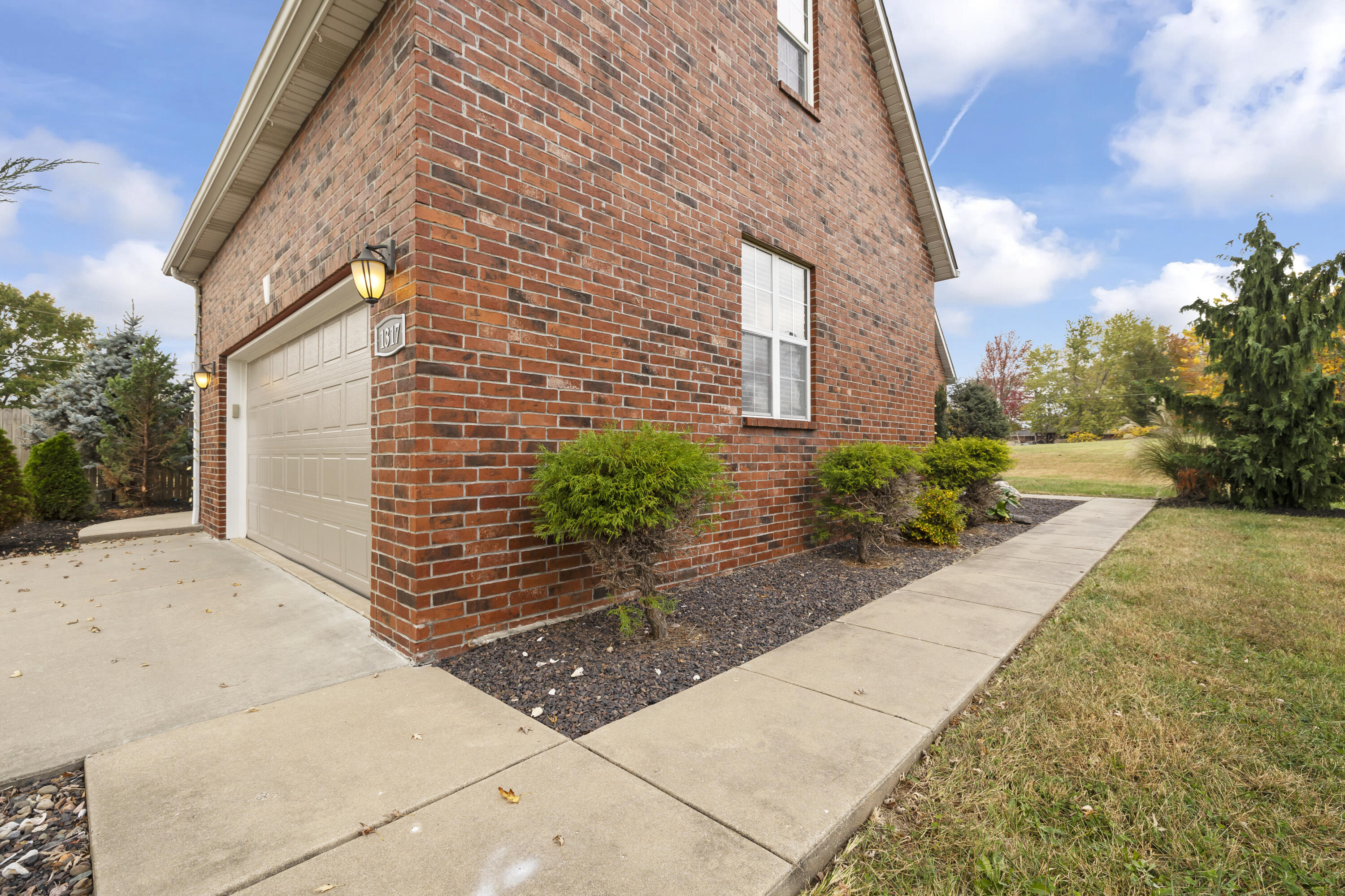 1317 West Gooch Road Property Photo 59