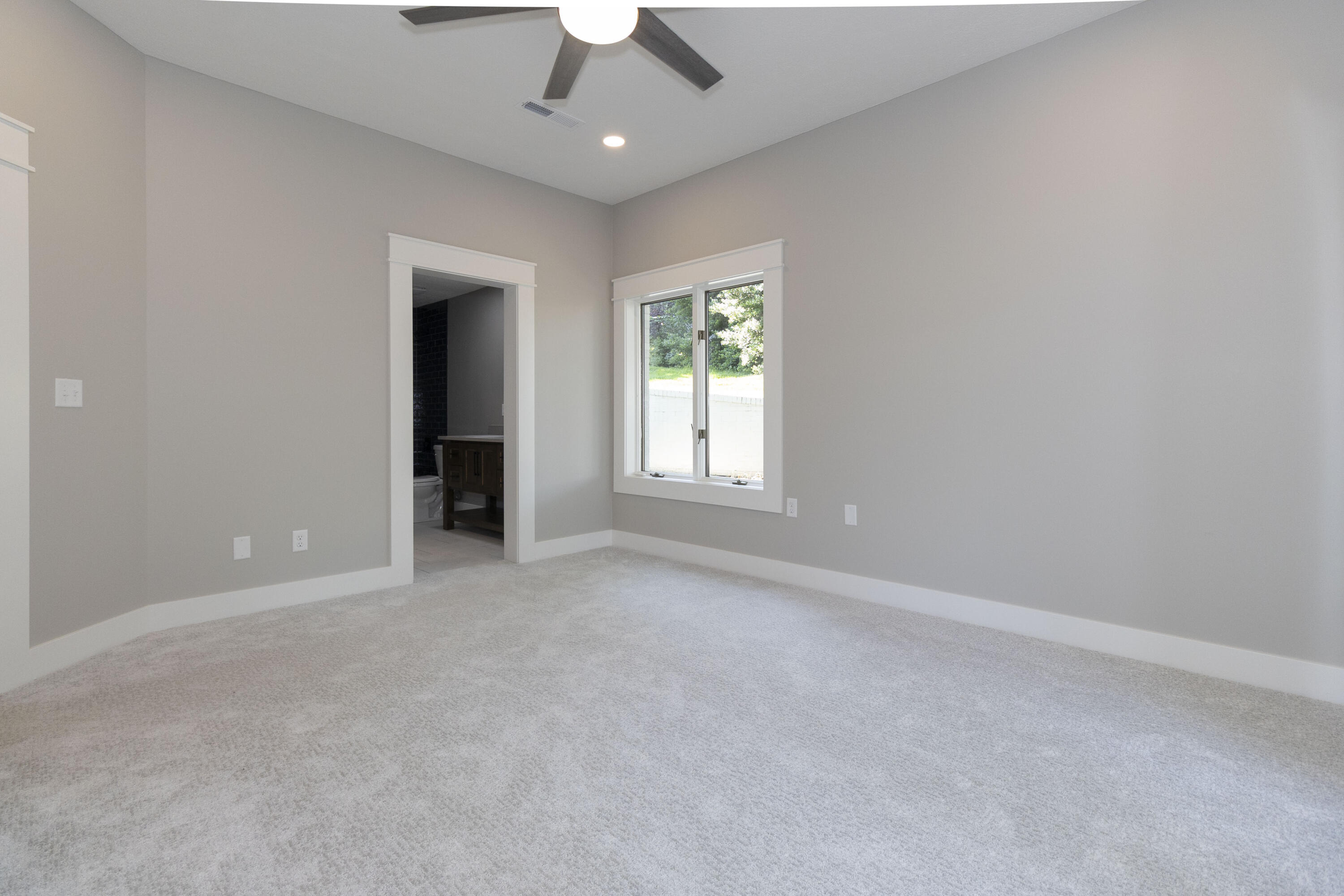 5614 South Castlebay Drive Property Photo 68