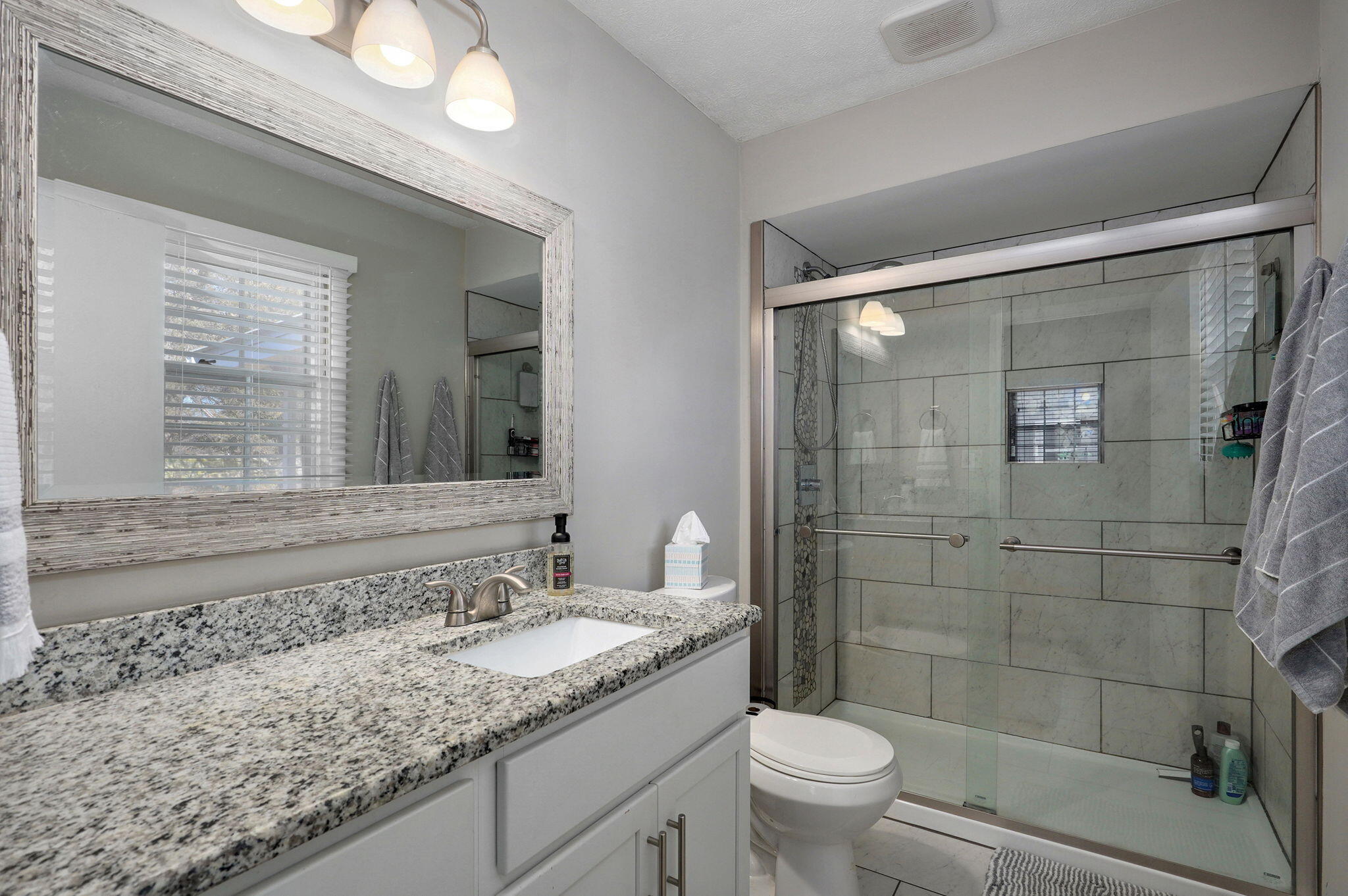 1919 East Meadow Drive Property Photo 23