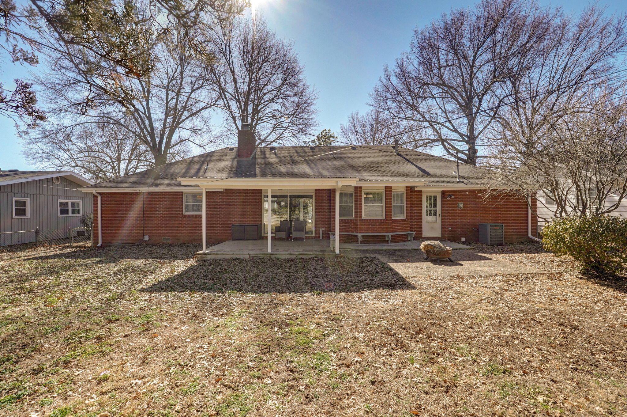 1919 East Meadow Drive Property Photo 29