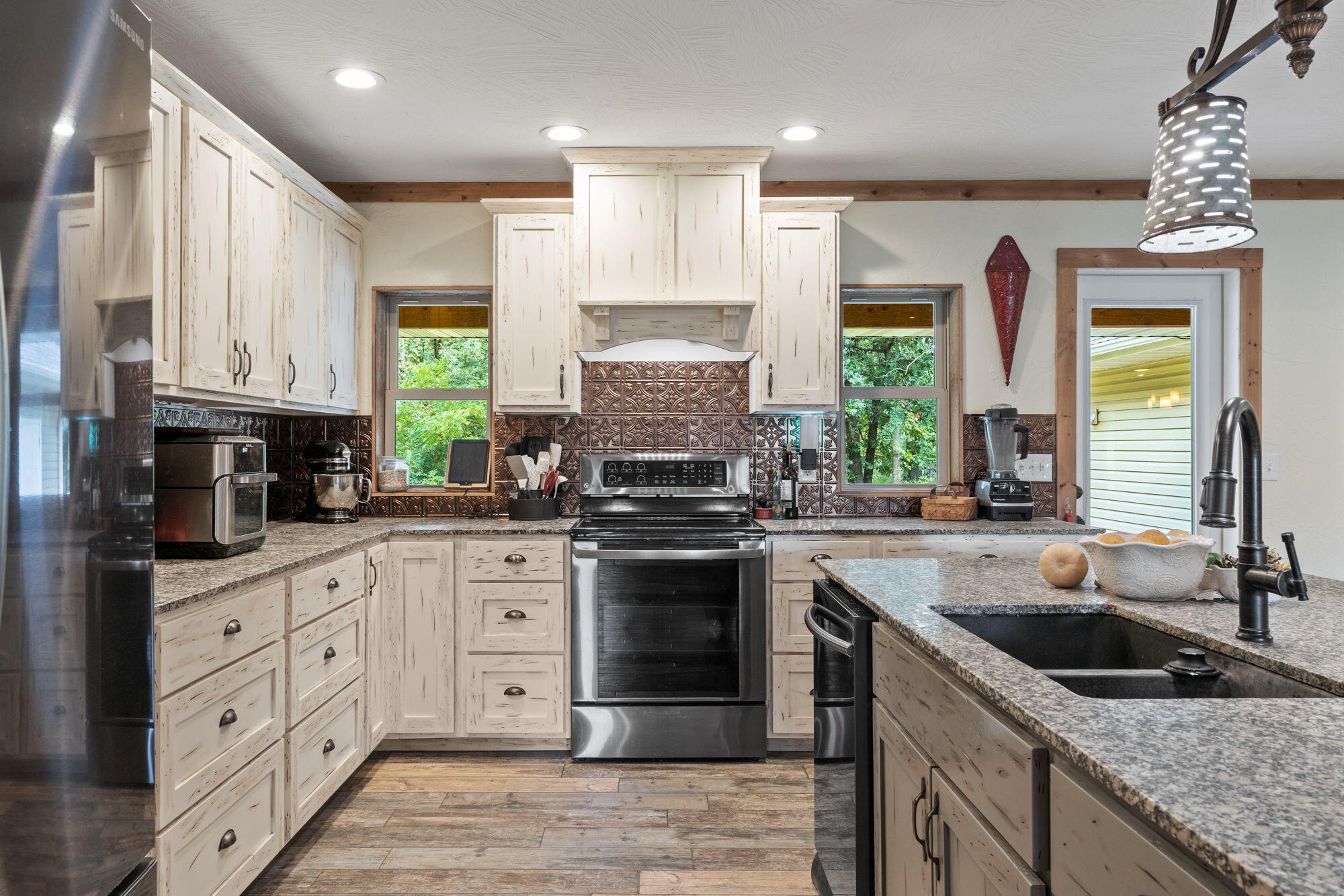 321 West Dade 122 Property Photo 16