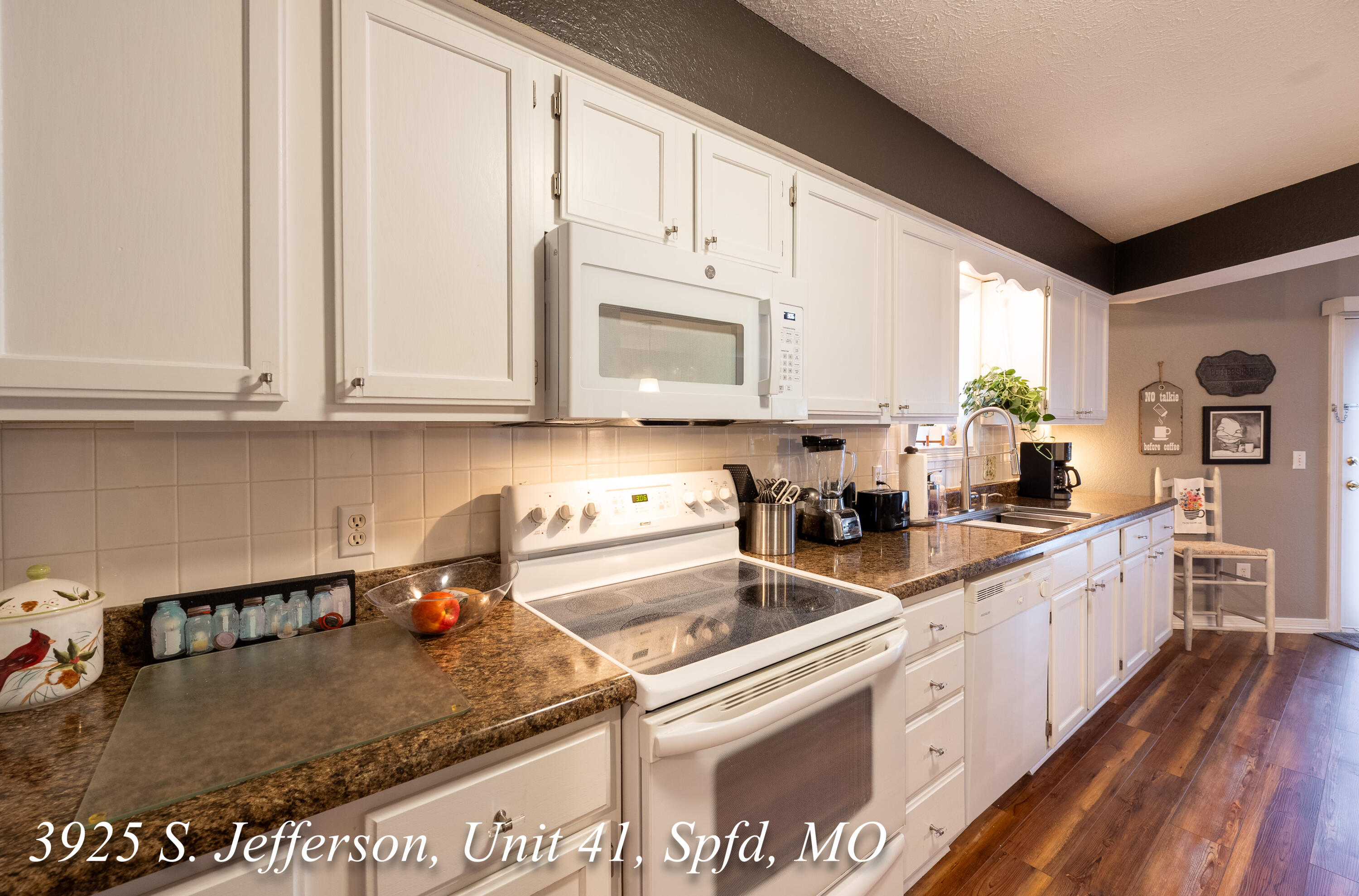3925 South Jefferson Avenue Property Photo 10