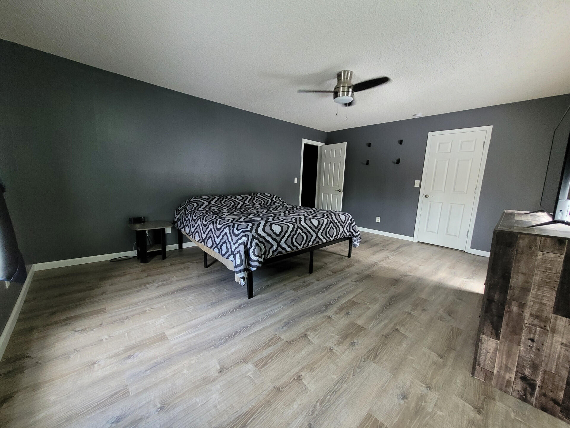 5357 West Belle Terrace Lane Property Photo 8