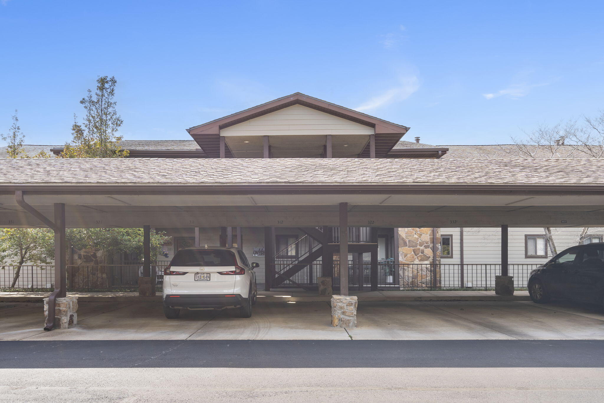 310 Sunset Cove Property Photo 4