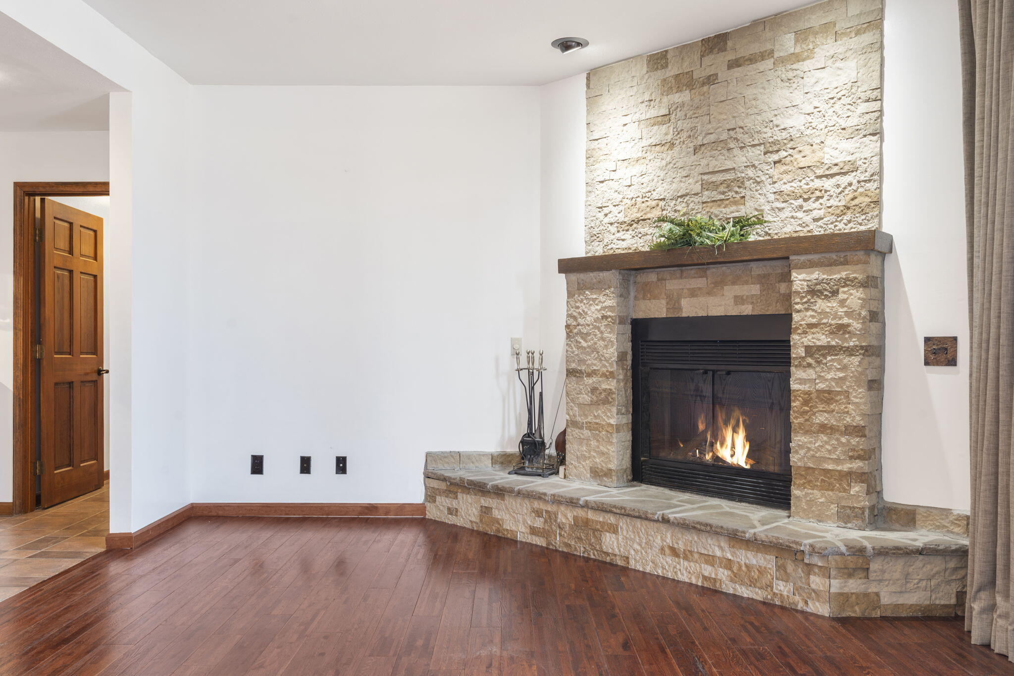 310 Sunset Cove Property Photo 15