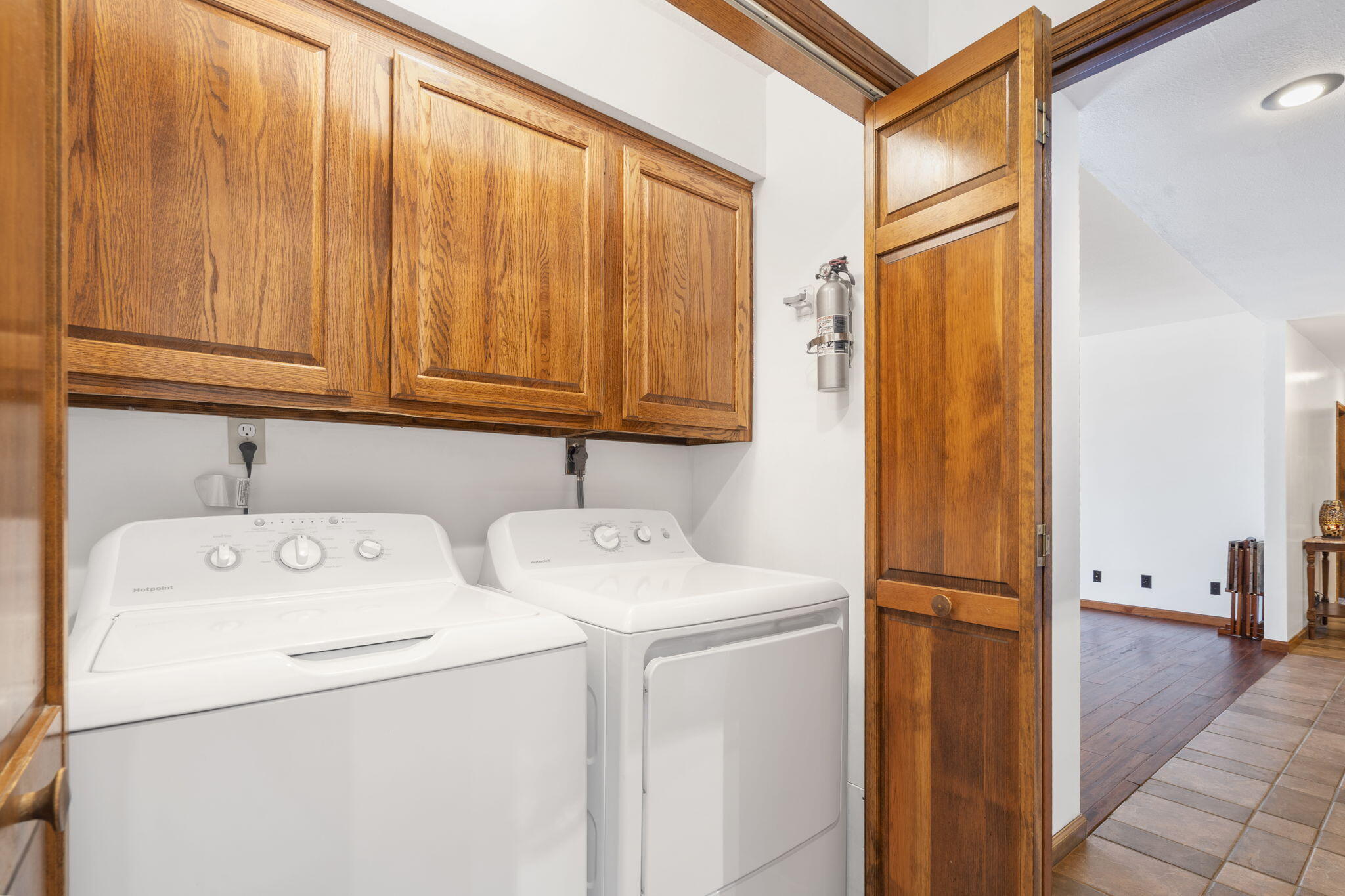 310 Sunset Cove Property Photo 22