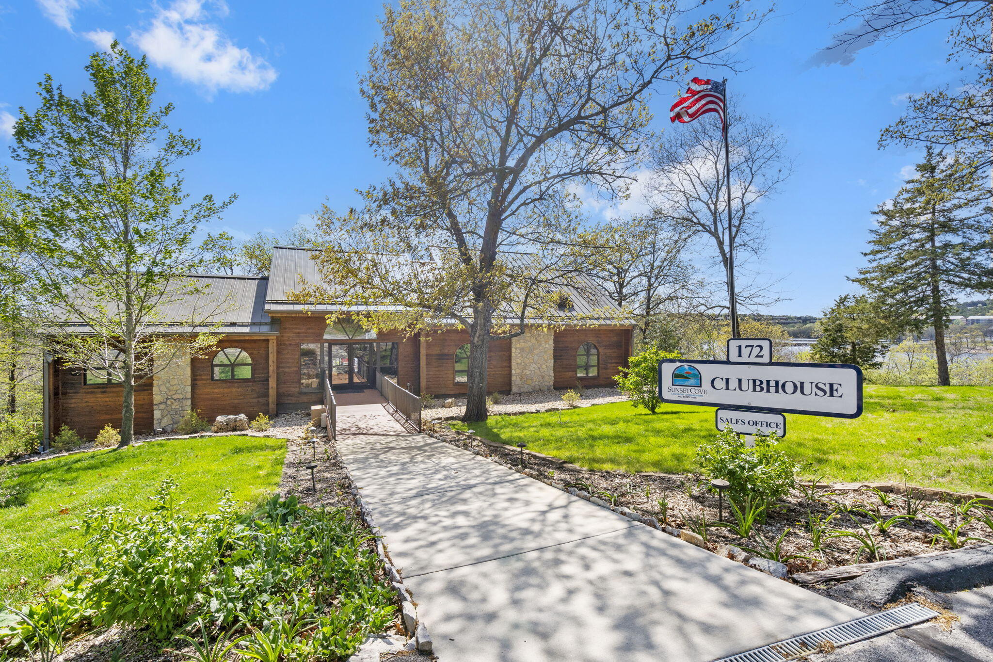 310 Sunset Cove Property Photo 41