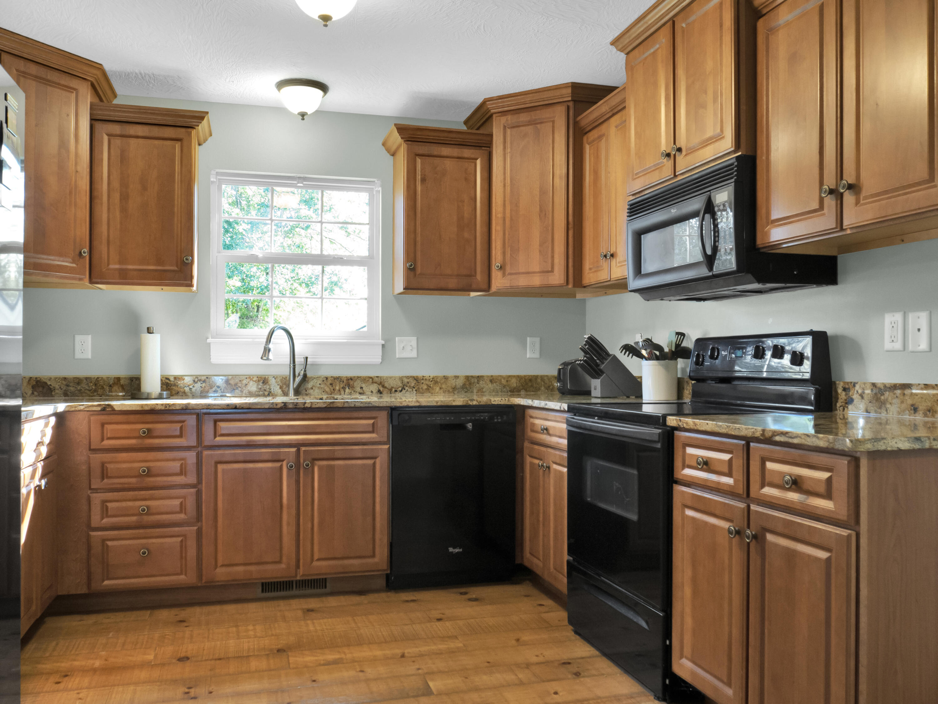 1116 East Division Street Property Photo 15