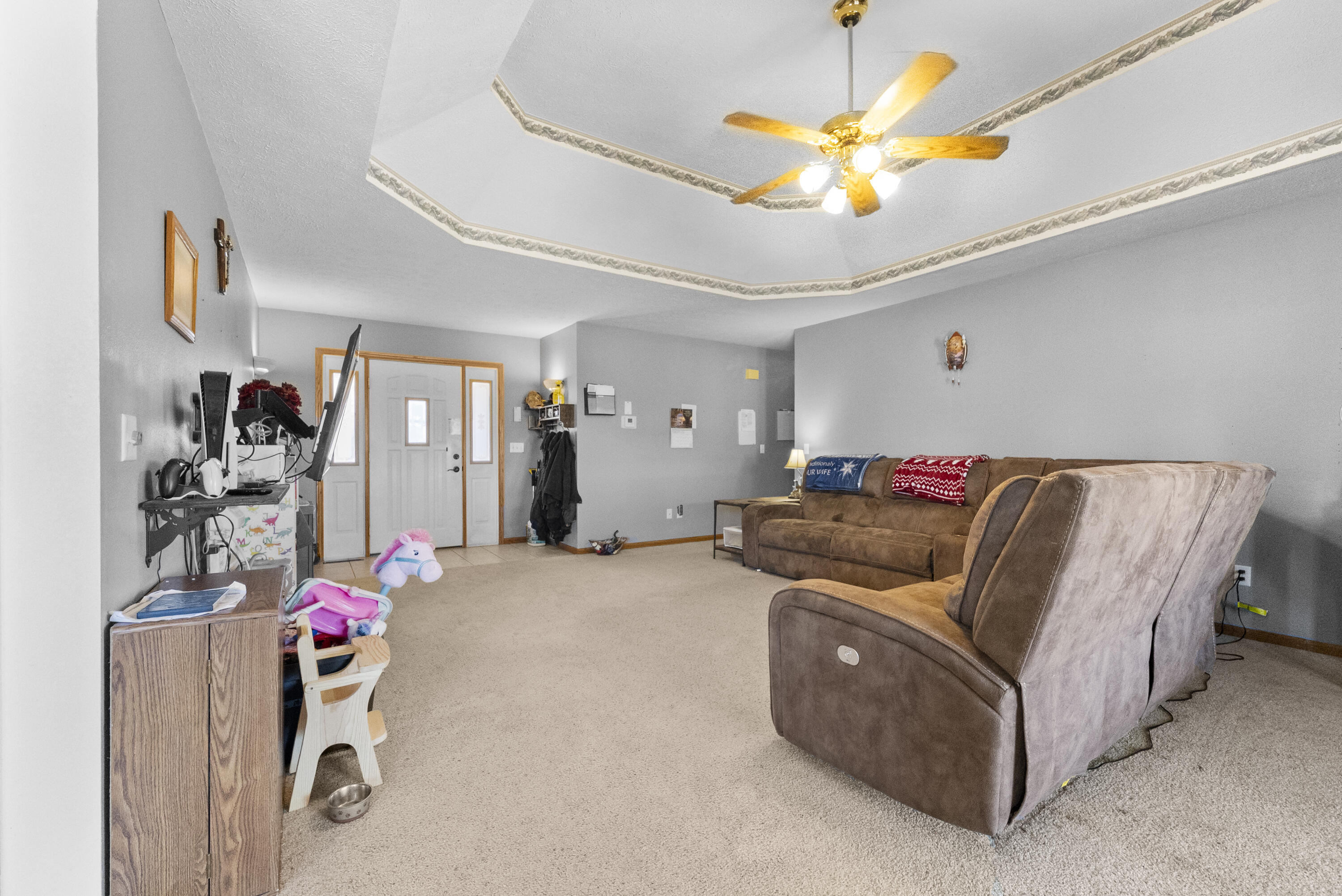 2451 South Hartford Avenue Property Photo 4
