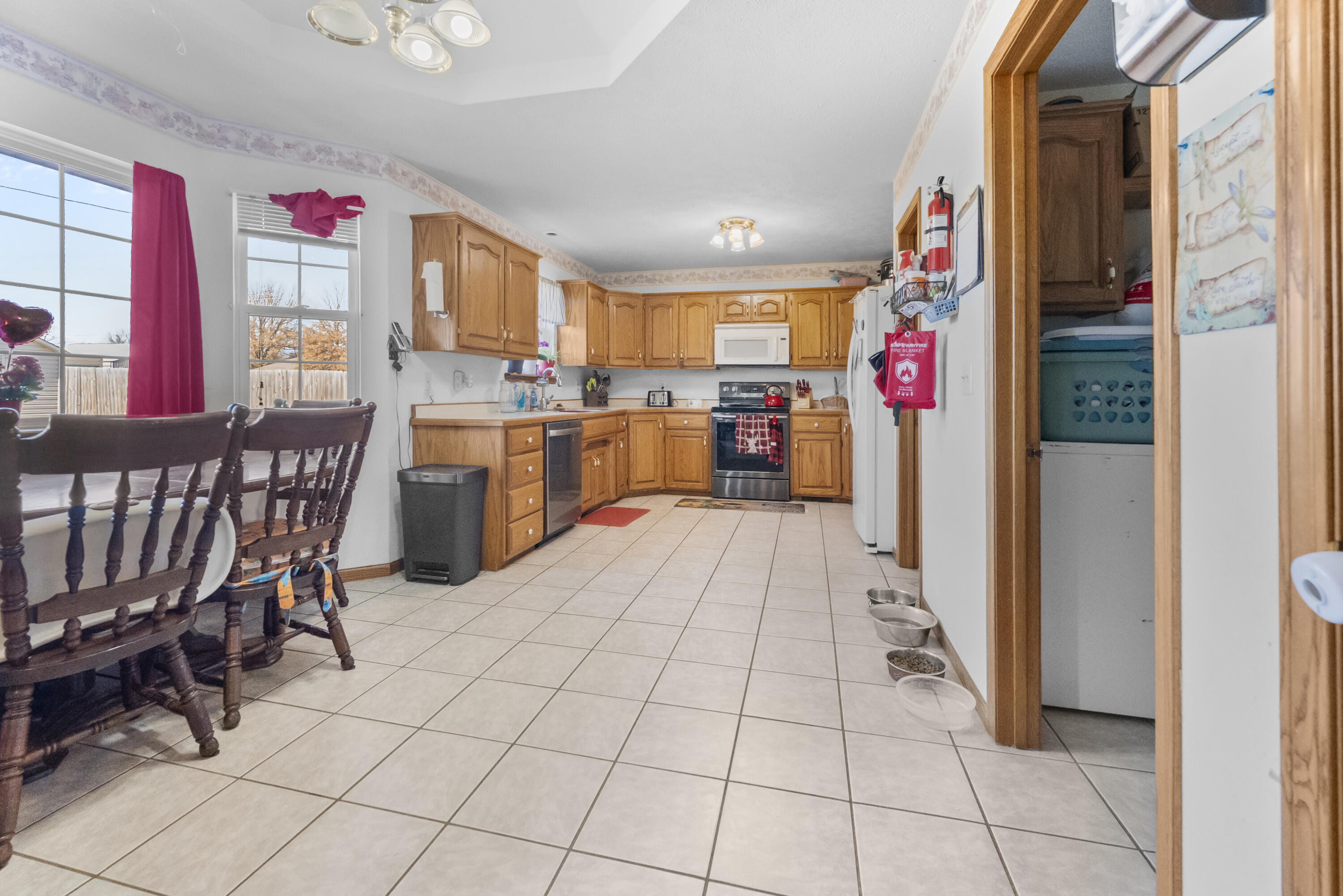 2451 South Hartford Avenue Property Photo 6