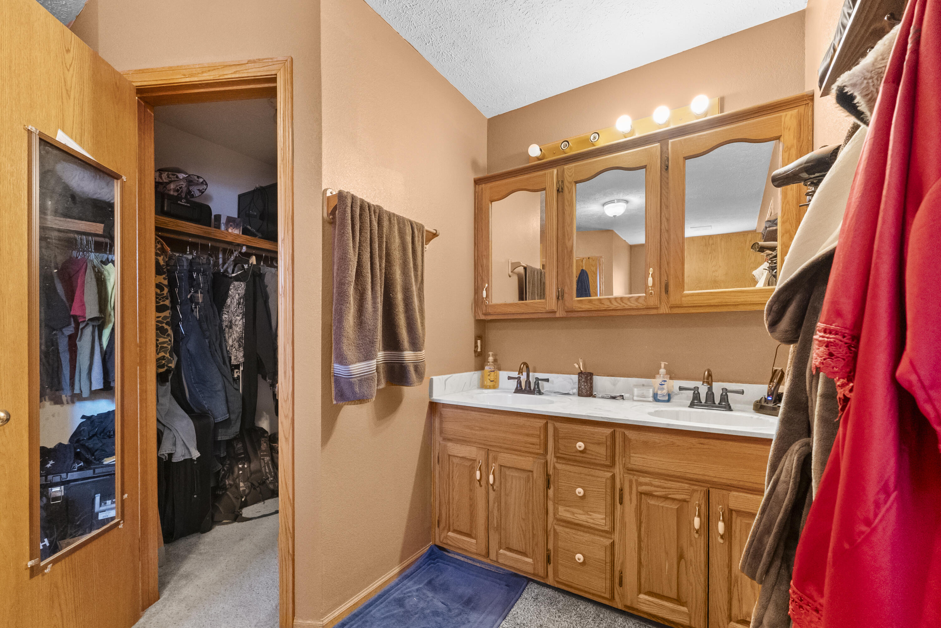 2451 South Hartford Avenue Property Photo 11