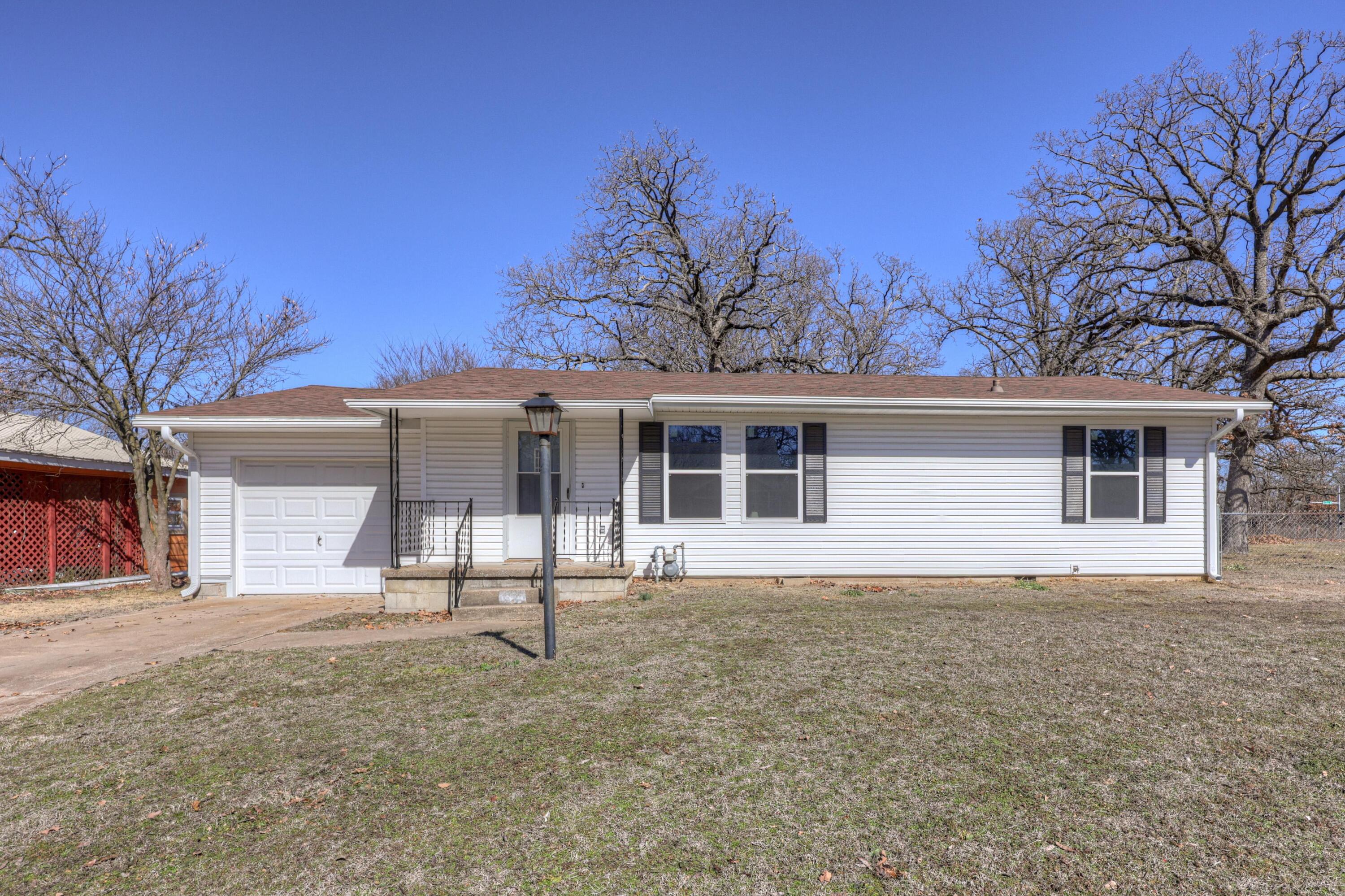 2345 East Yuma Street Property Photo