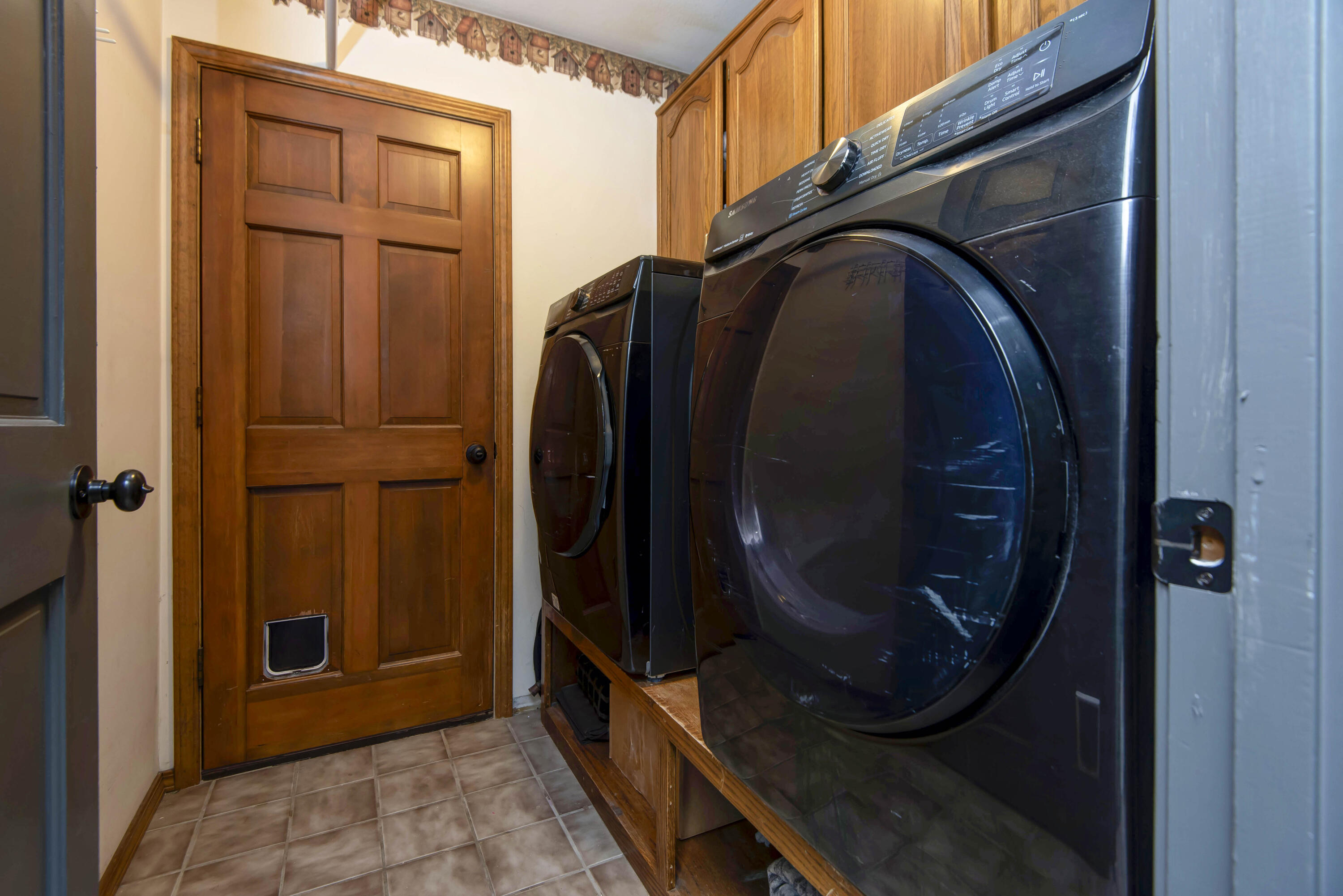 1224 W Burntwood Street Property Photo 21