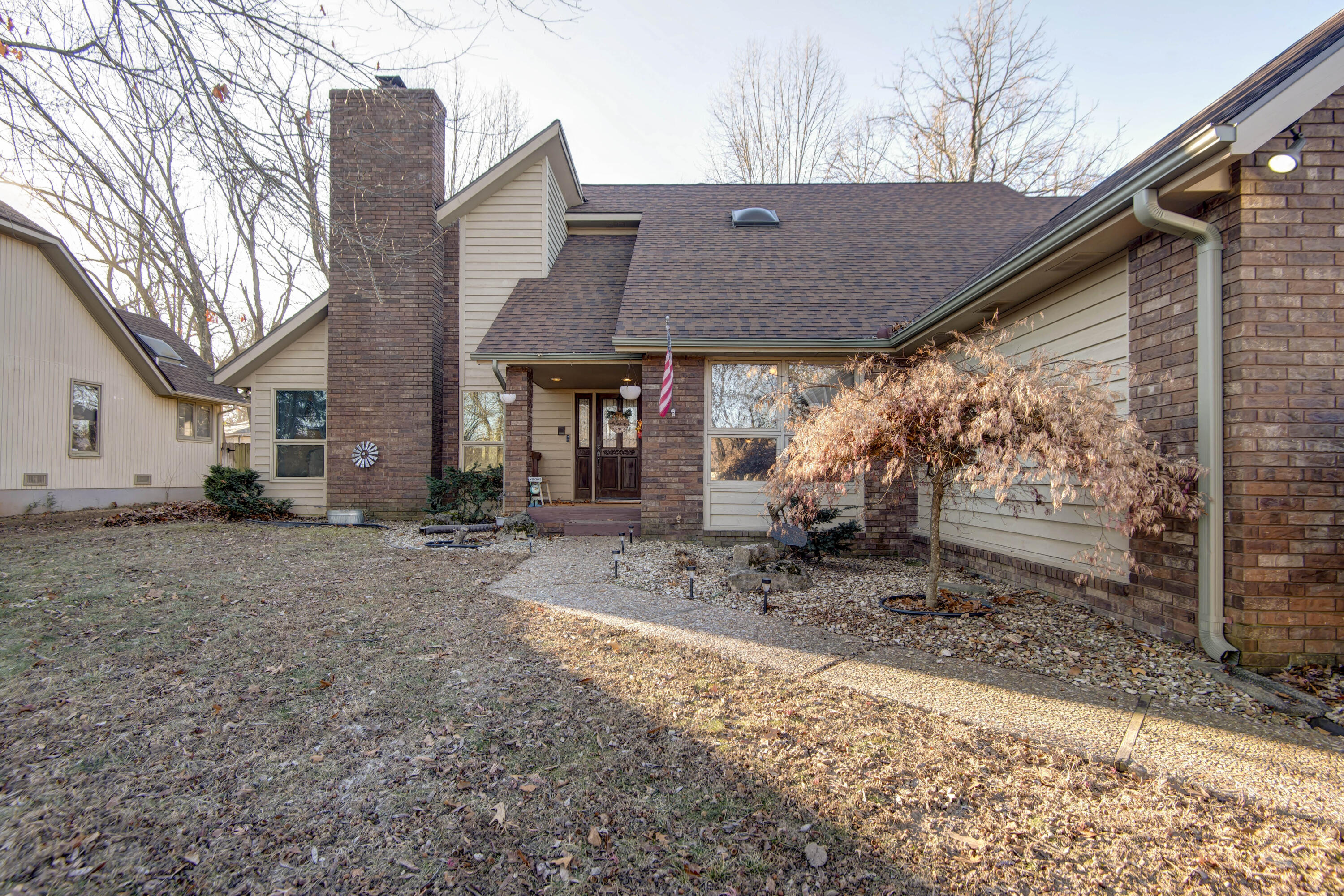 1224 W Burntwood Street Property Photo 36