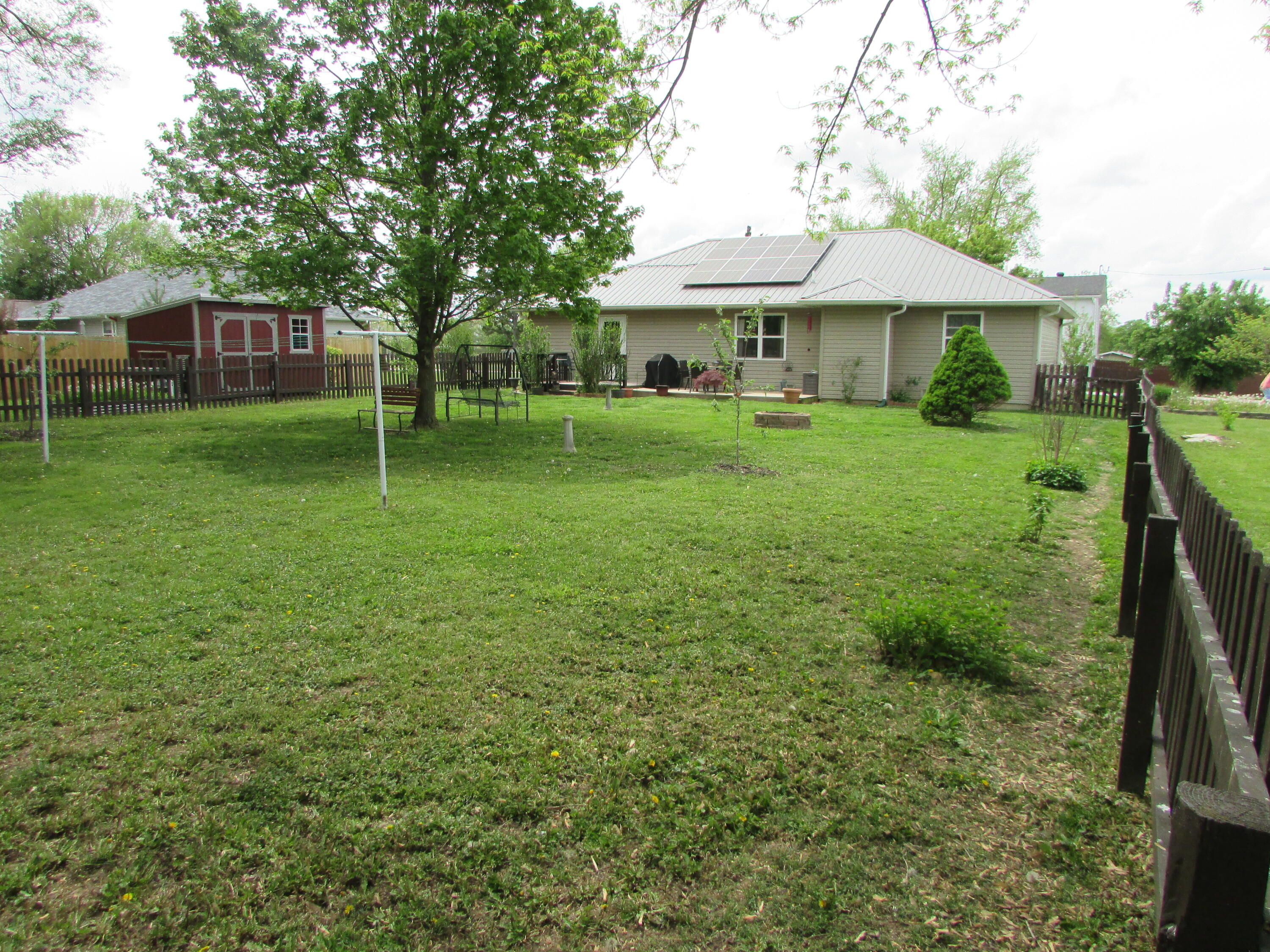 507 West Street Property Photo 6