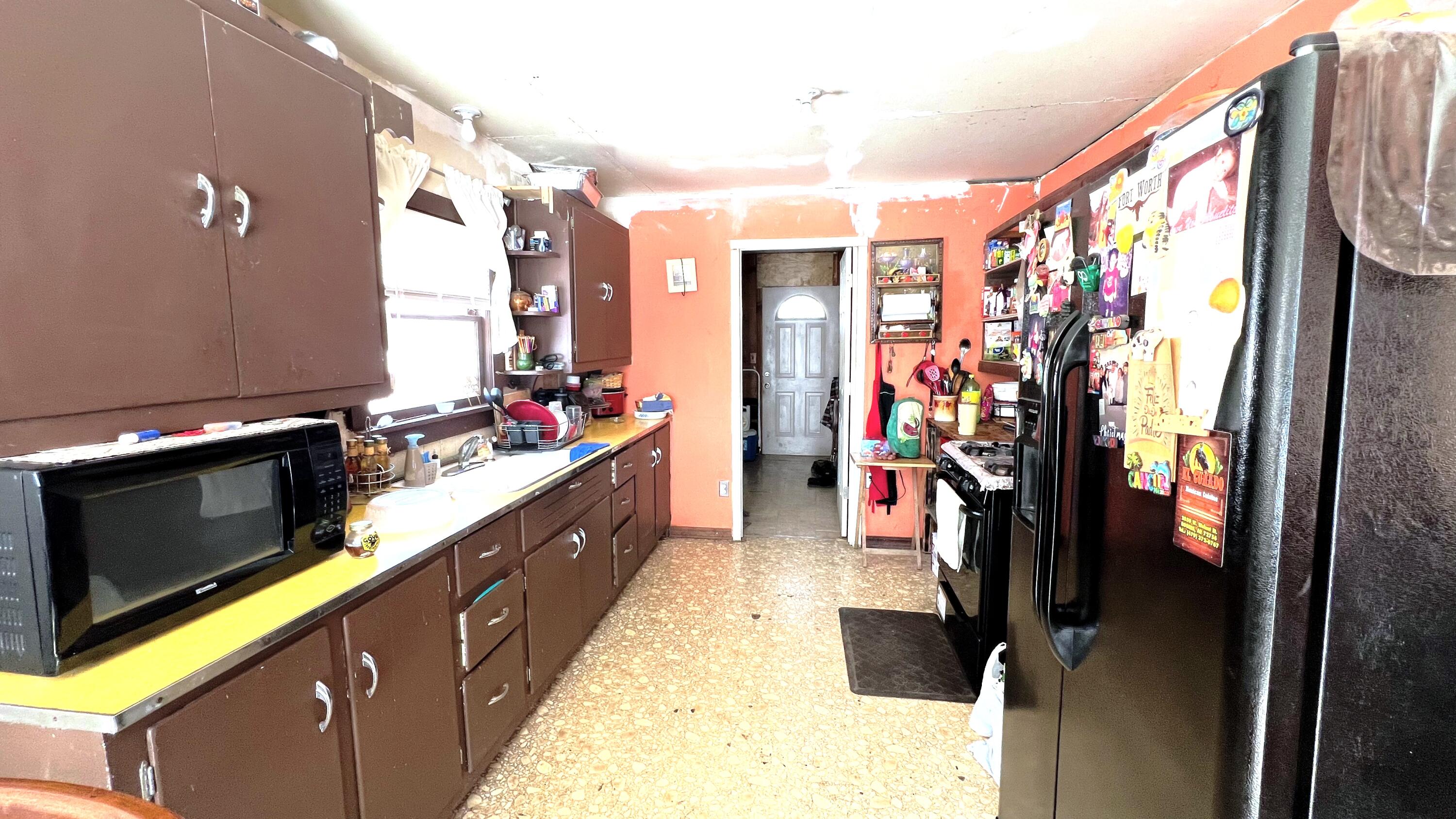 802 First Avenue Property Photo 7