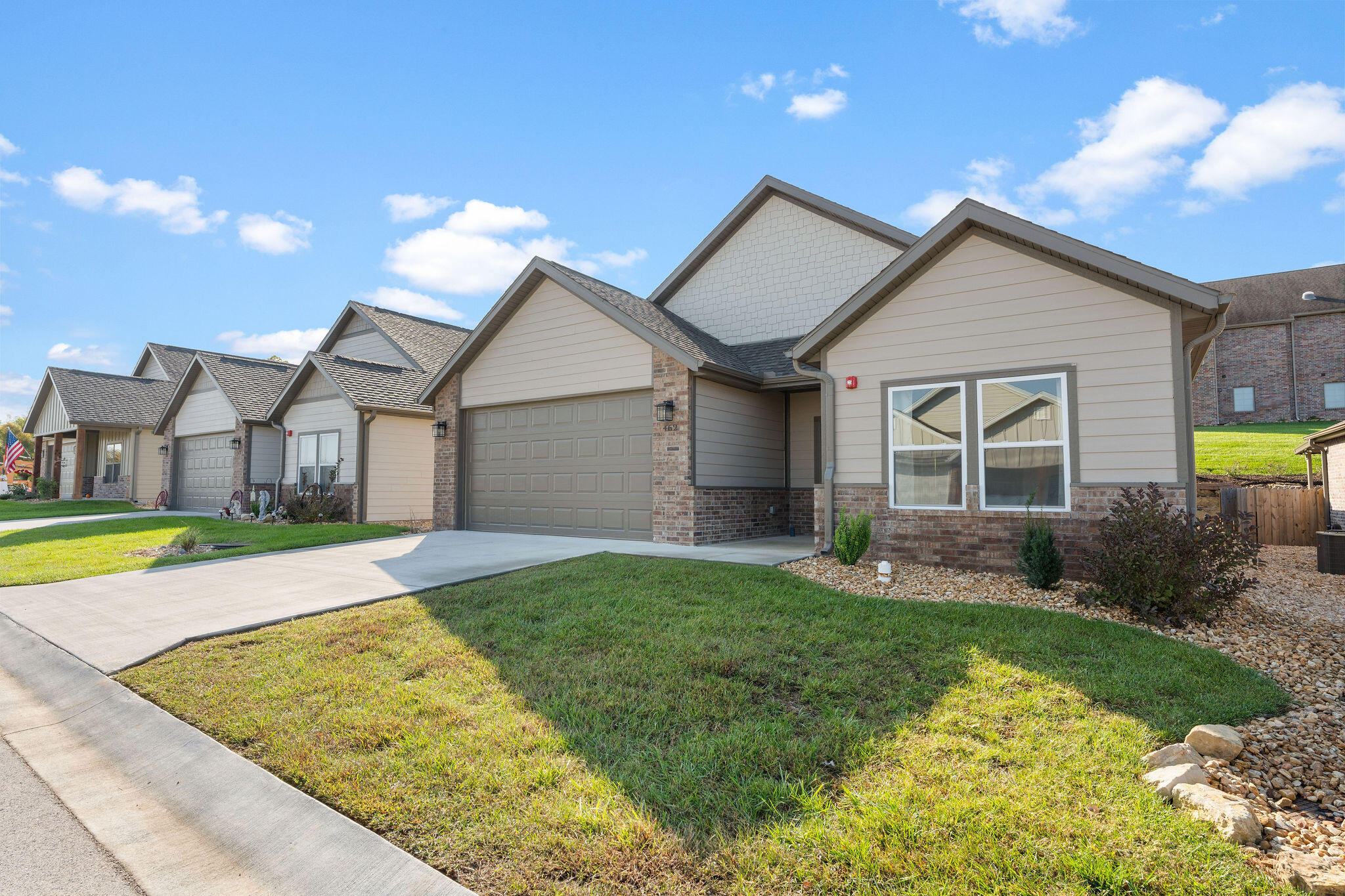 Cottages At Stillwood Condominium Real Estate Listings Main Image