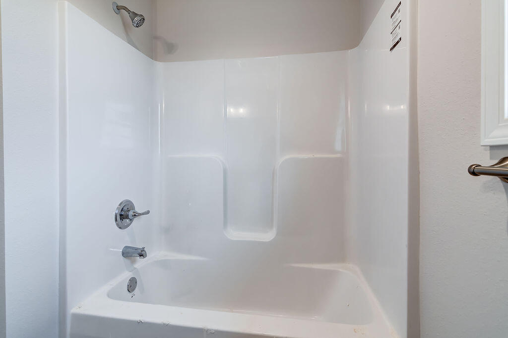668 West Pinewood Street Property Photo 27