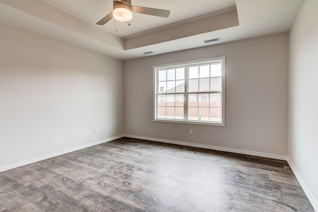 653 West Pinewood Street Property Photo 17