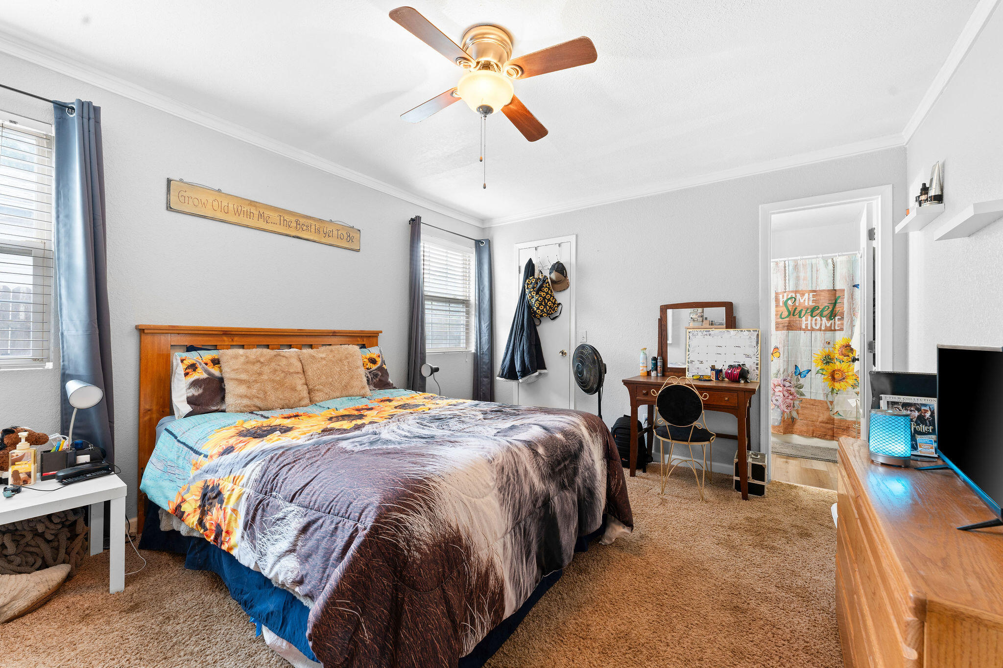 185 Eric Drive Property Photo 13
