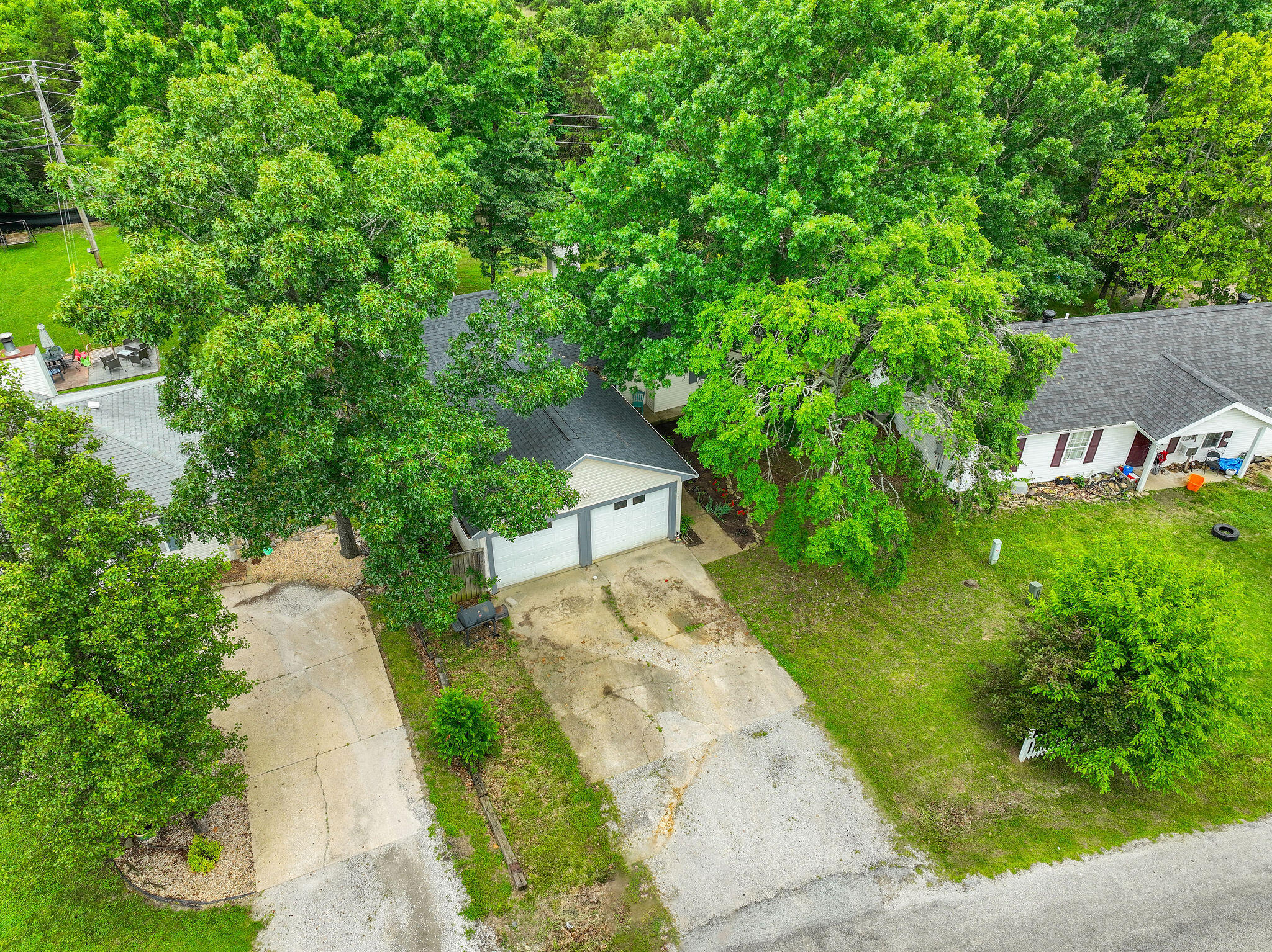 185 Eric Drive Property Photo 19