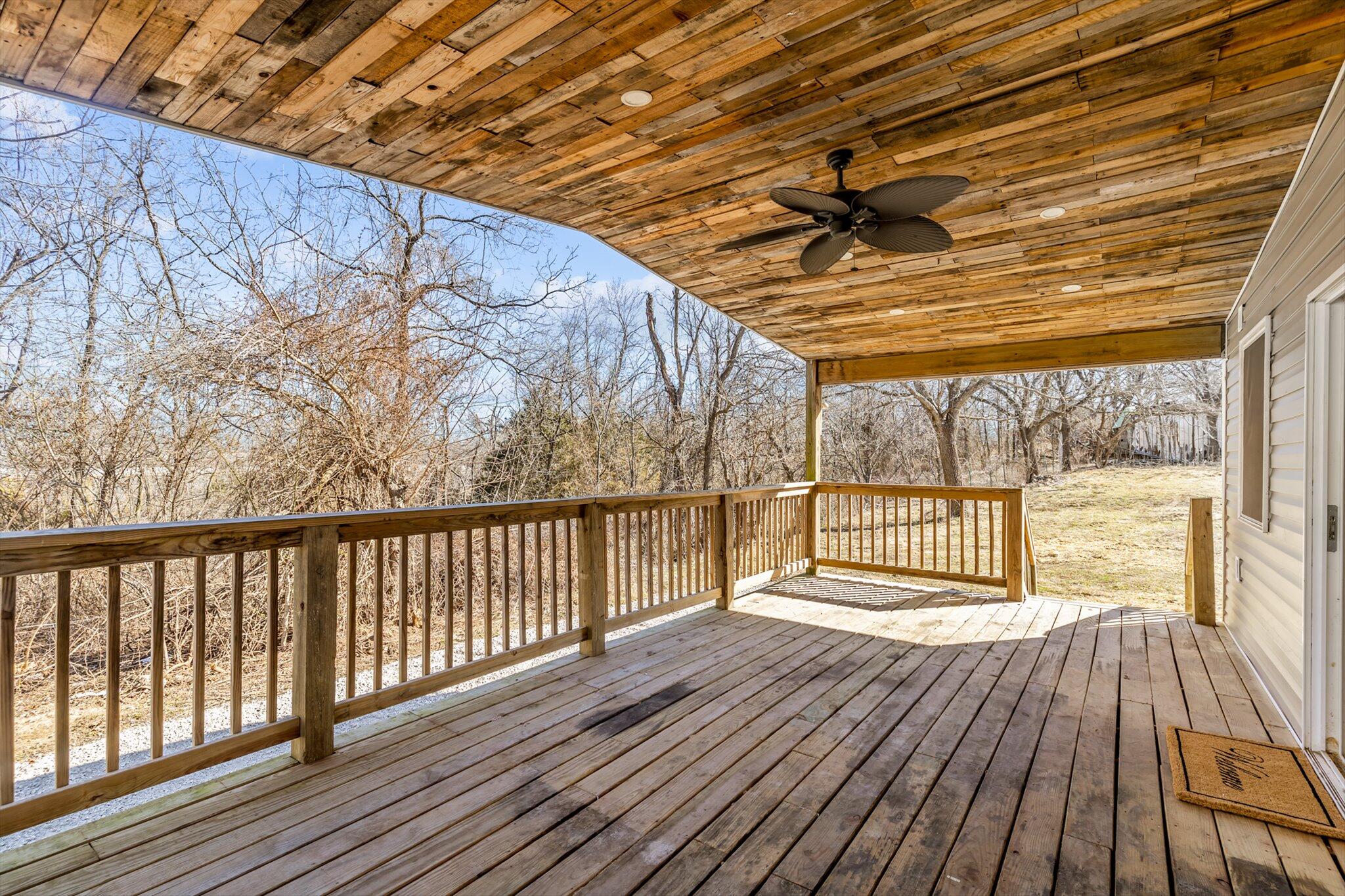 309 East Hill Street Property Photo 11