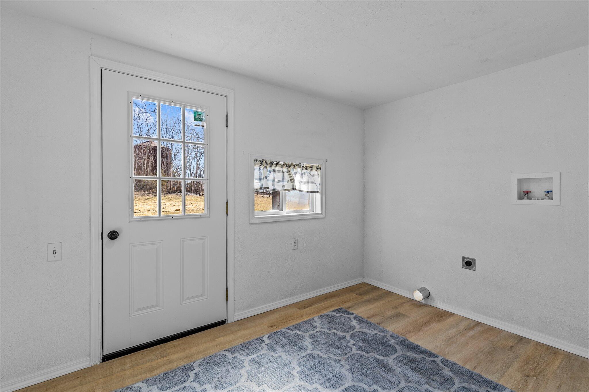 309 East Hill Street Property Photo 18