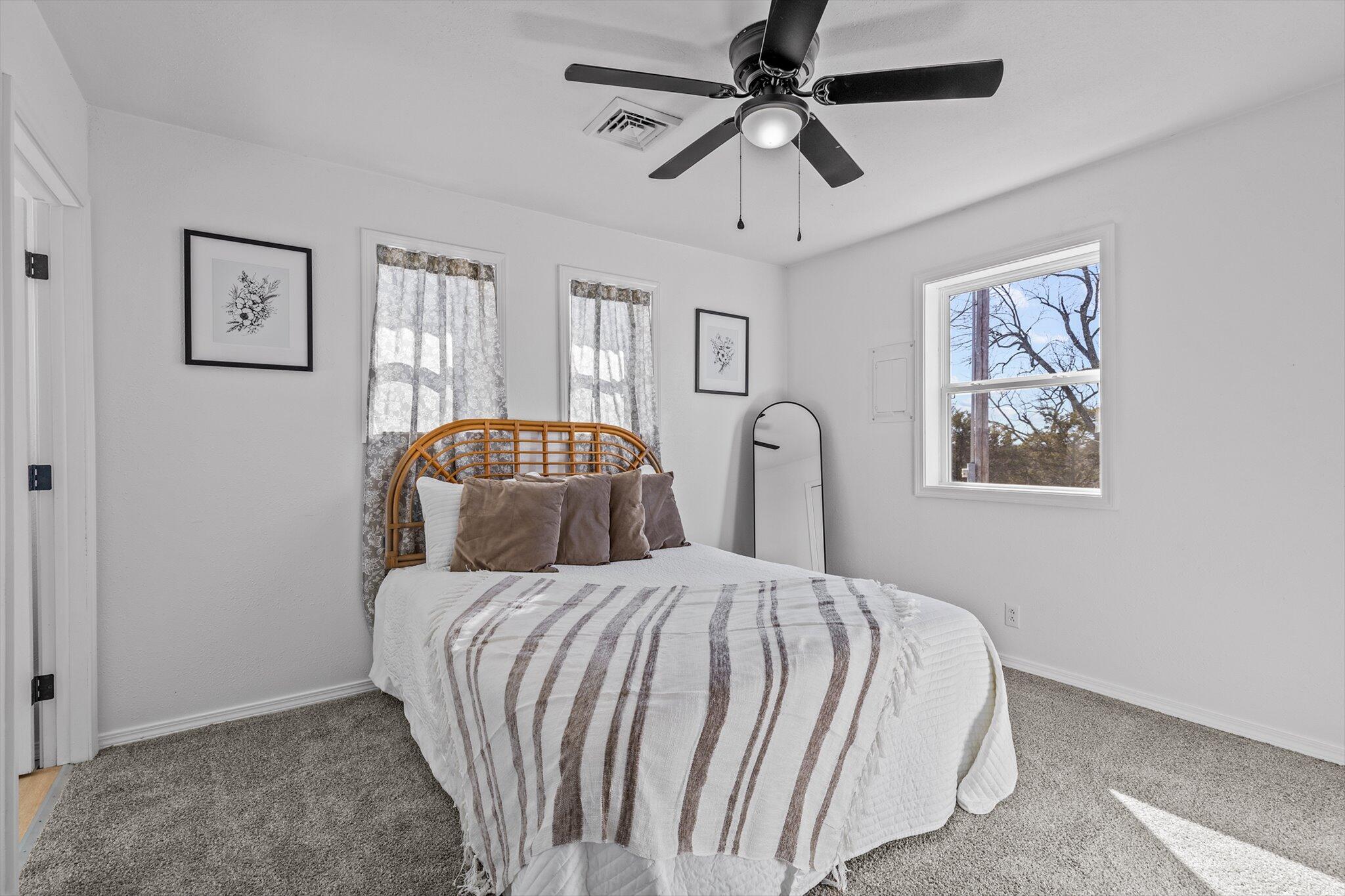 309 East Hill Street Property Photo 19