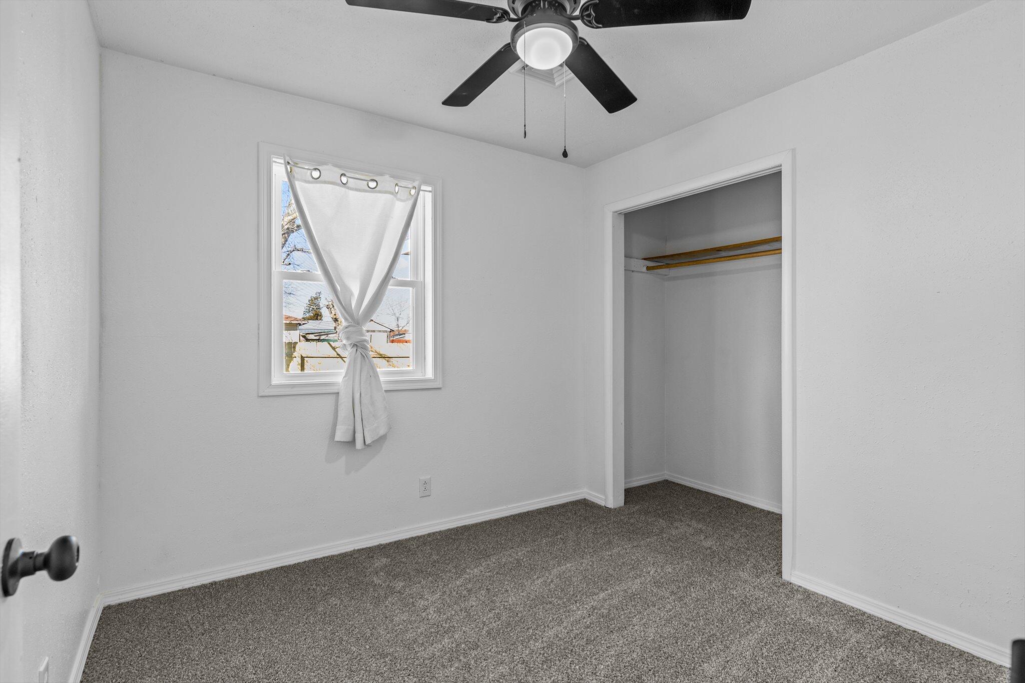 309 East Hill Street Property Photo 24