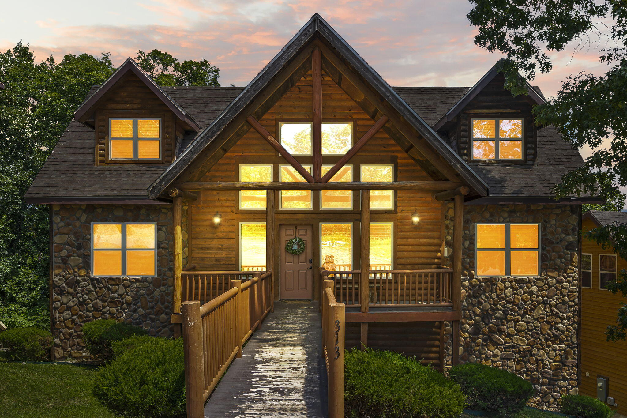 313 Willow Oak Lane Property Photo
