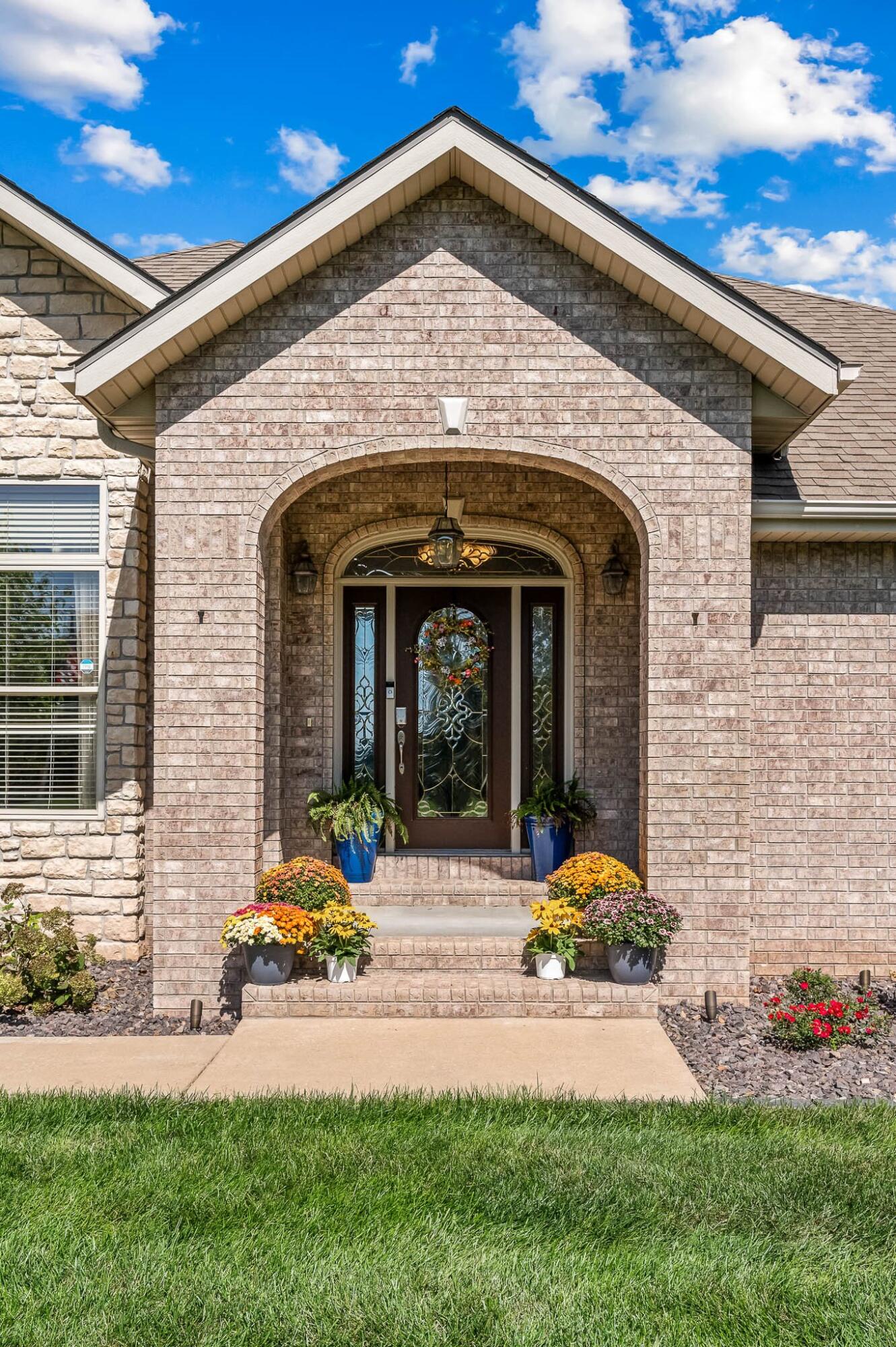 366 Stargrass Road Property Photo 5