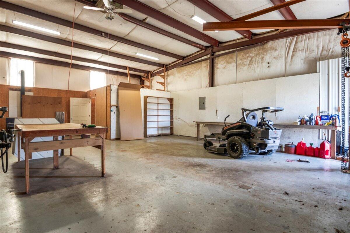 42872 Us Highway 160 Property Photo 40