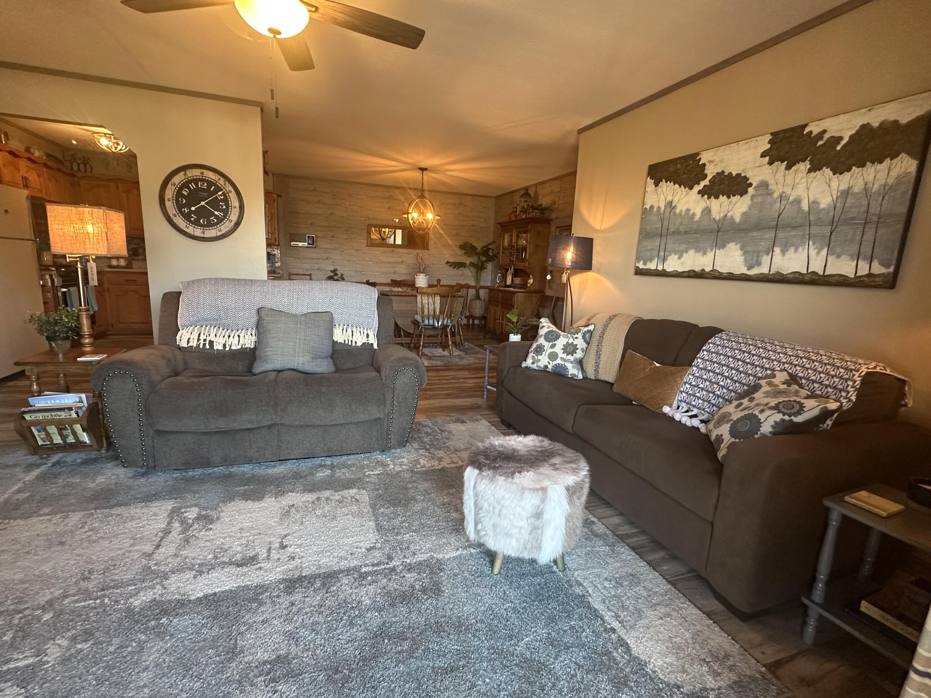 150 Wilshire Drive Property Photo 1